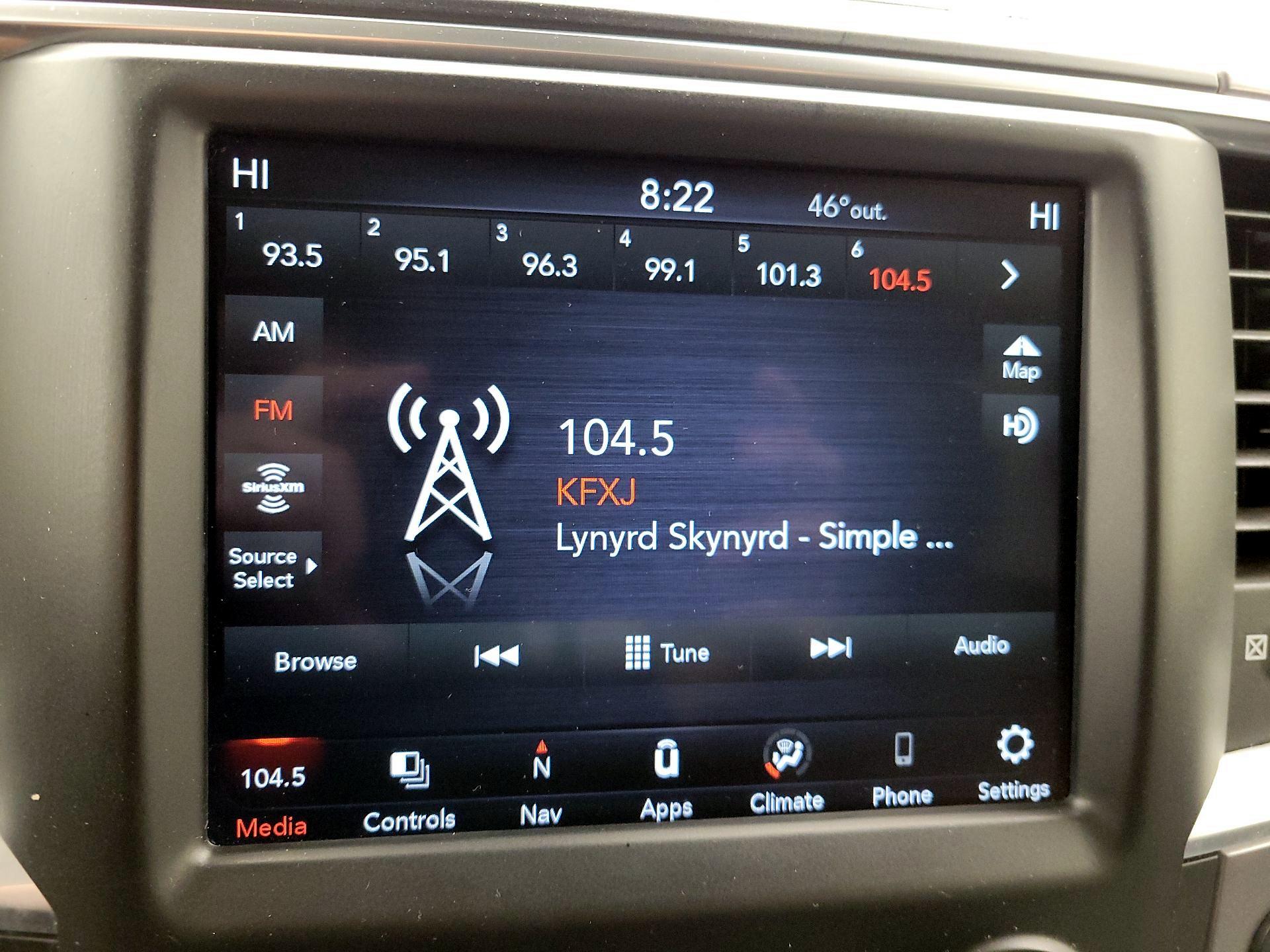 Thumbnail: 2023 RAM 1500 Classic - 16