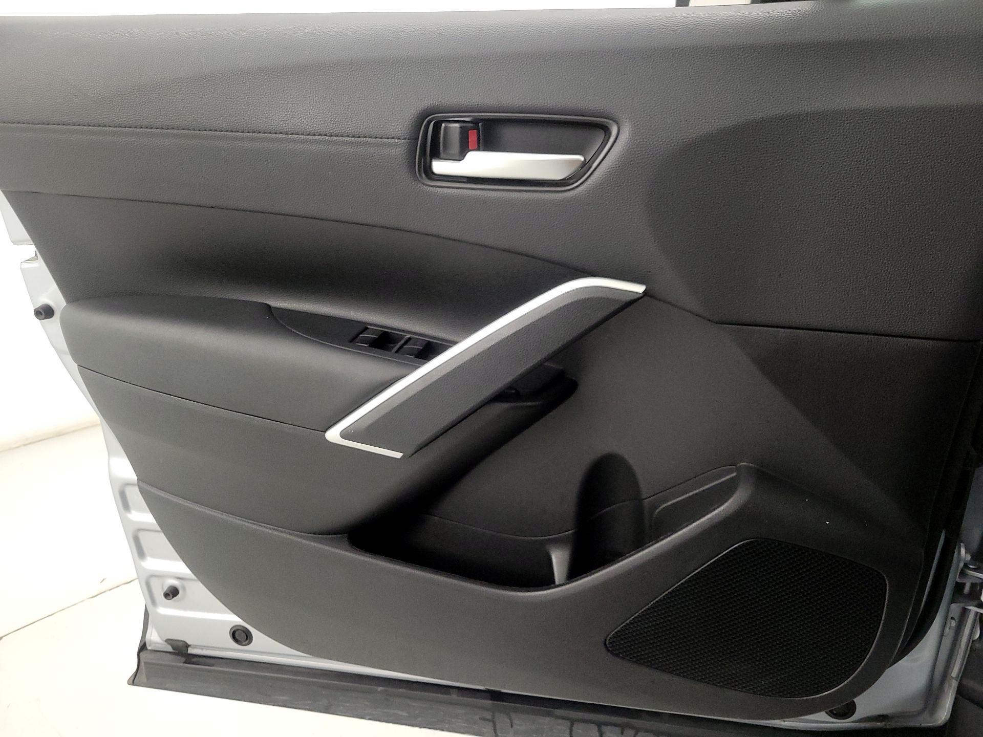 Thumbnail: 2023 Toyota Corolla Cross - 12