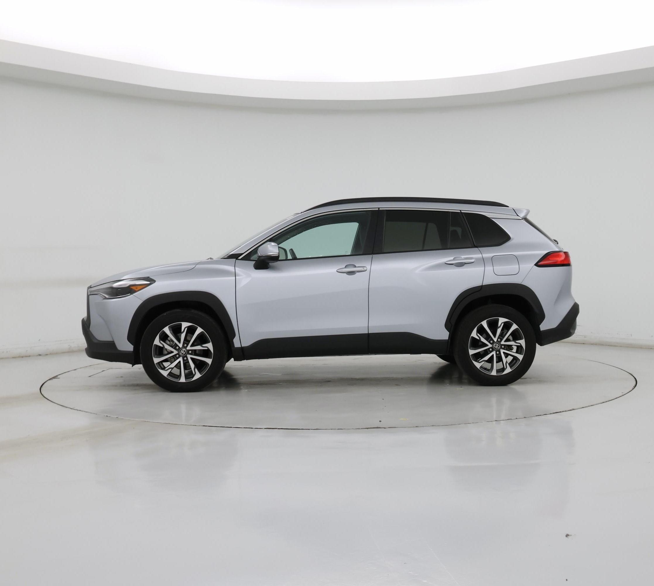 Thumbnail: 2023 Toyota Corolla Cross - 3