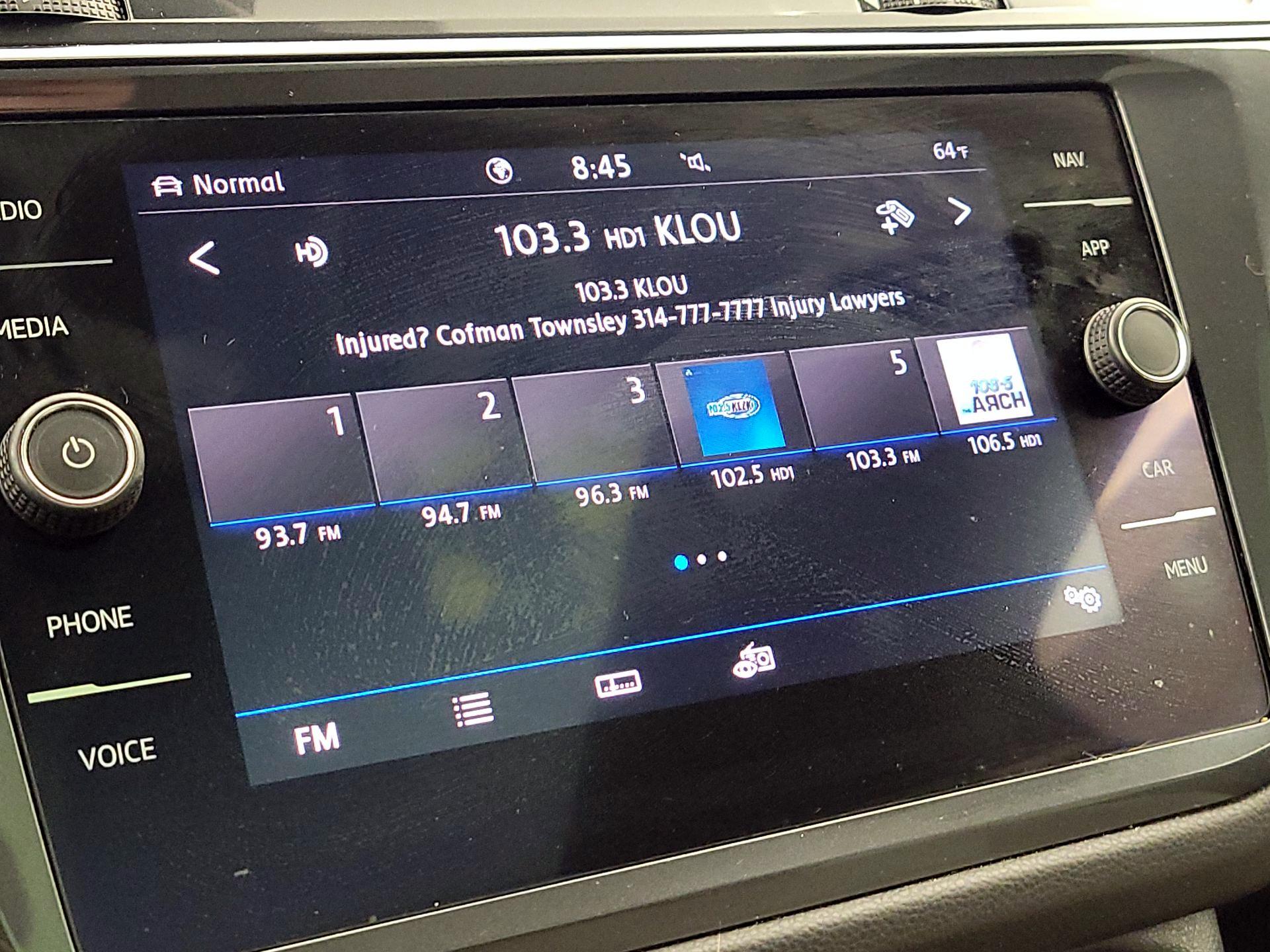 Thumbnail: 2020 Volkswagen Tiguan - 16