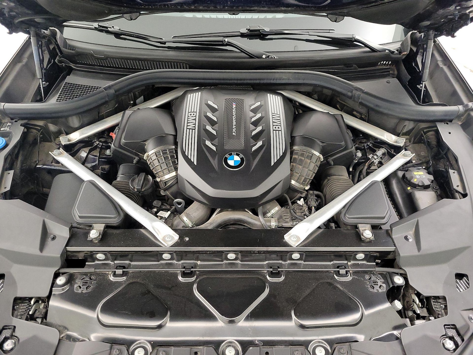 2022 BMW X5 M50i - Photo 25