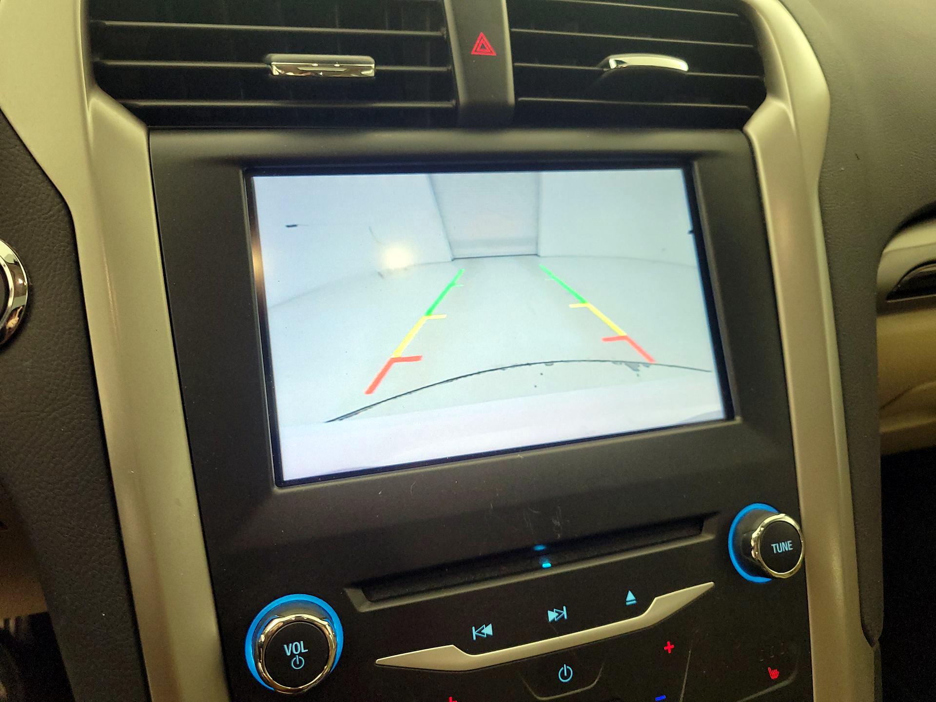 Thumbnail: 2015 Ford Fusion - 14