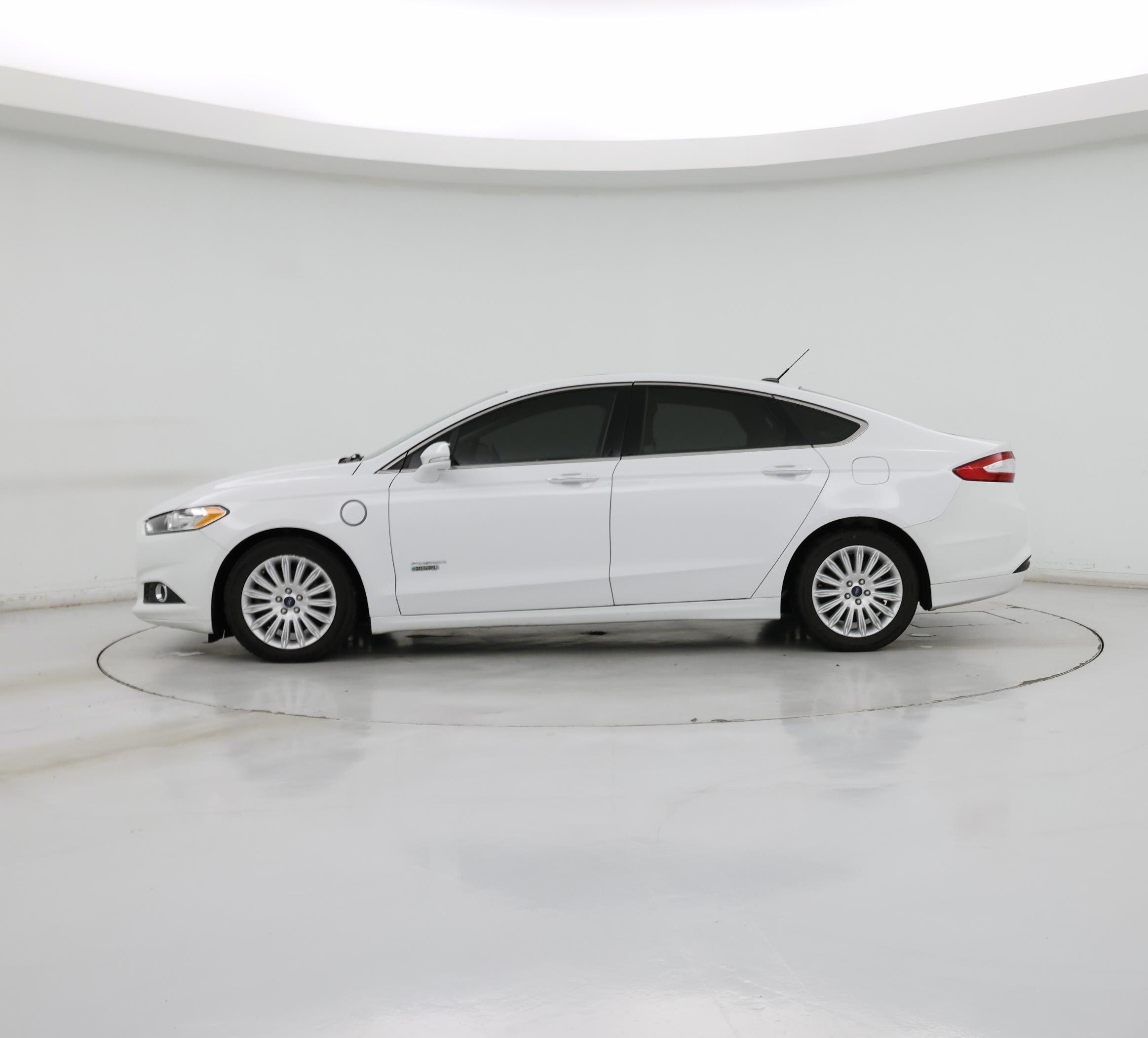 Thumbnail: 2015 Ford Fusion - 3