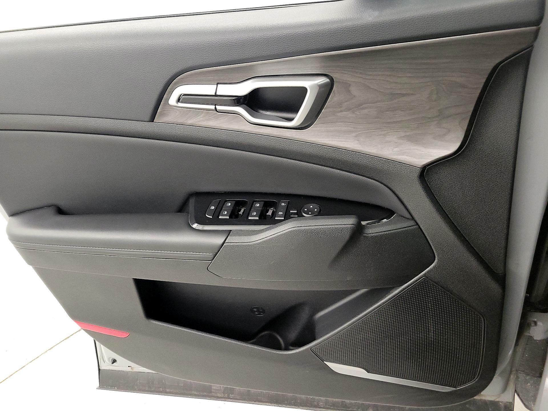 Thumbnail: 2024 Kia Sportage - 12