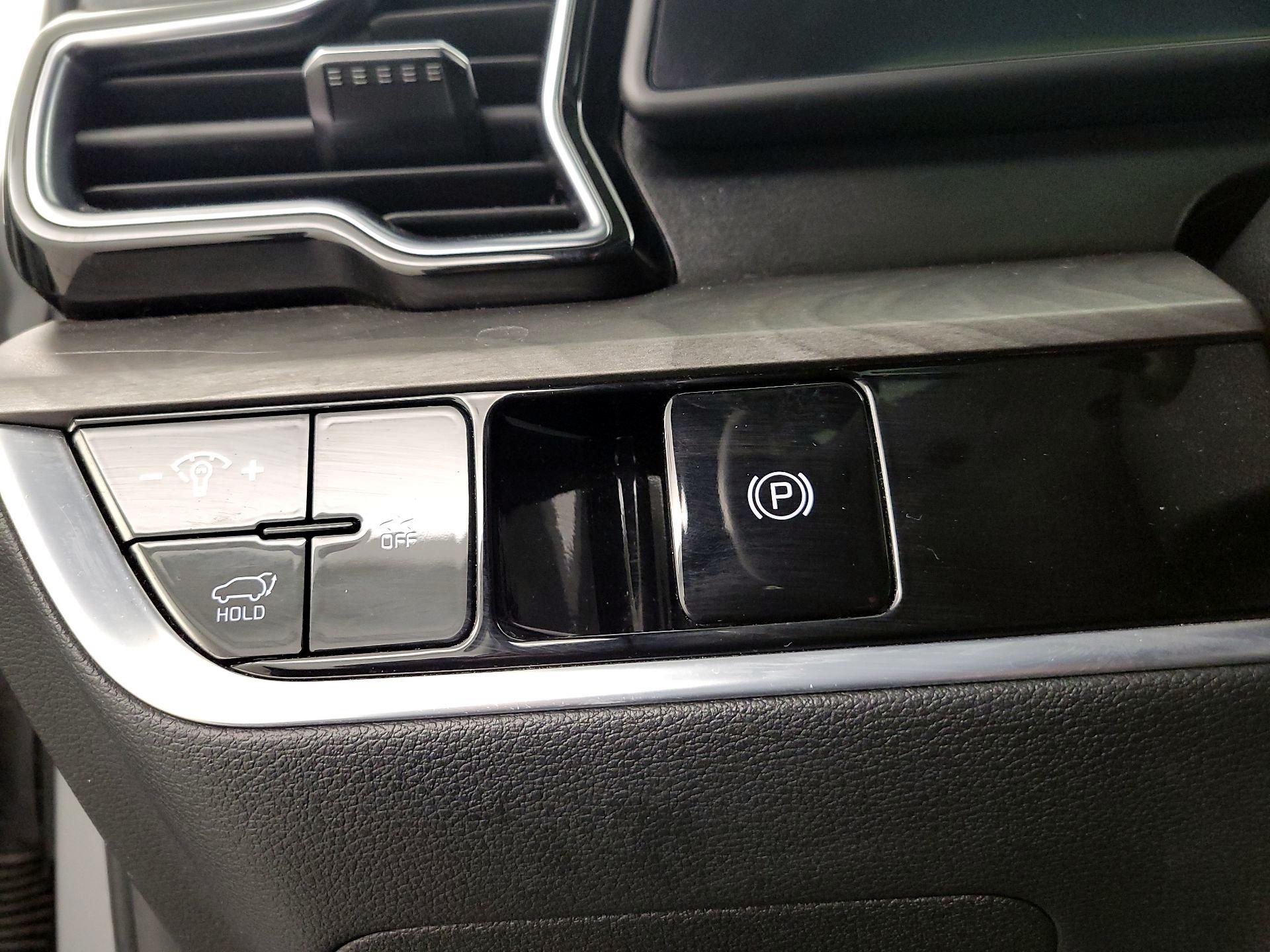 Thumbnail: 2024 Kia Sportage - 13