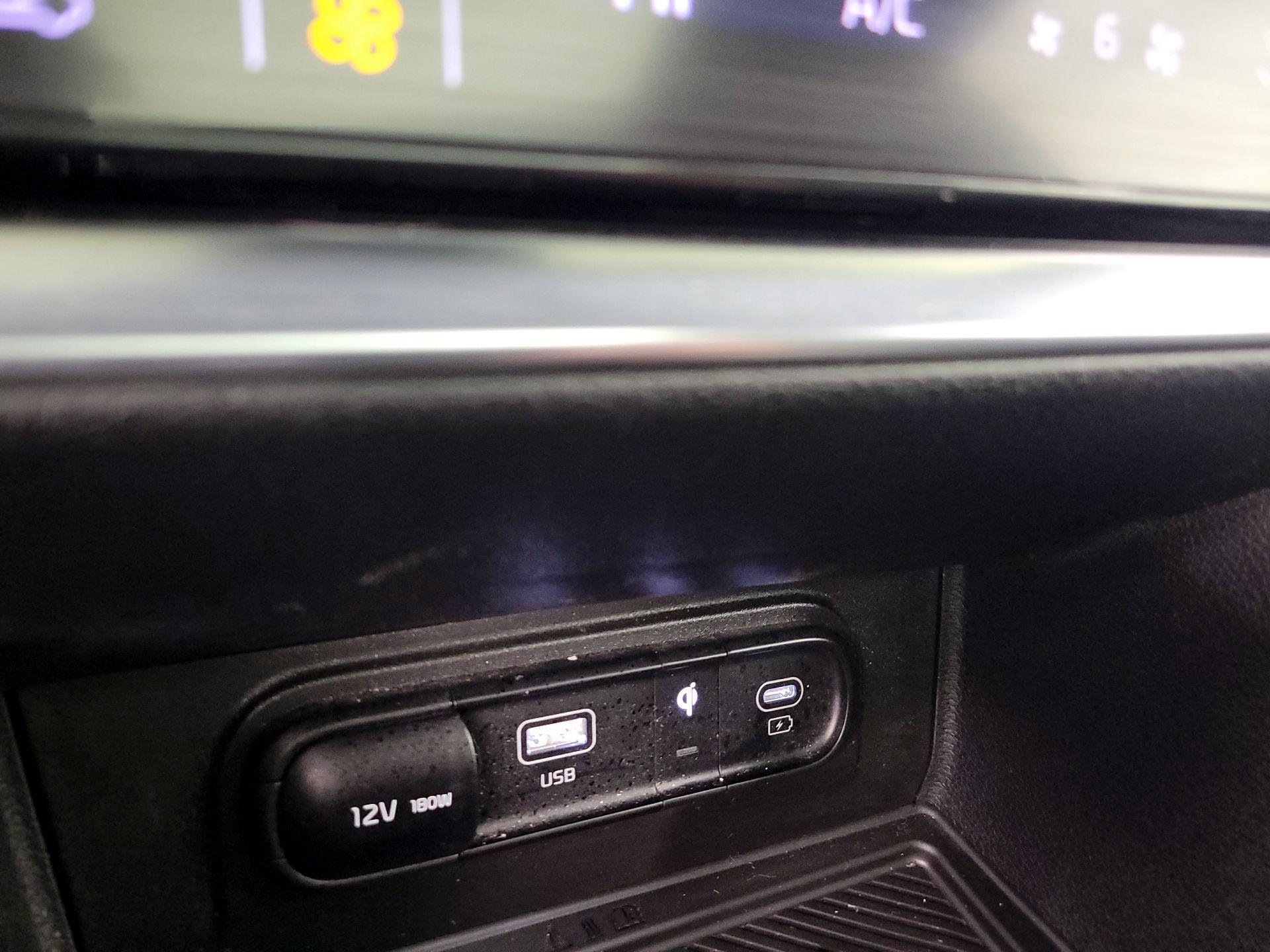 Thumbnail: 2024 Kia Sportage - 18