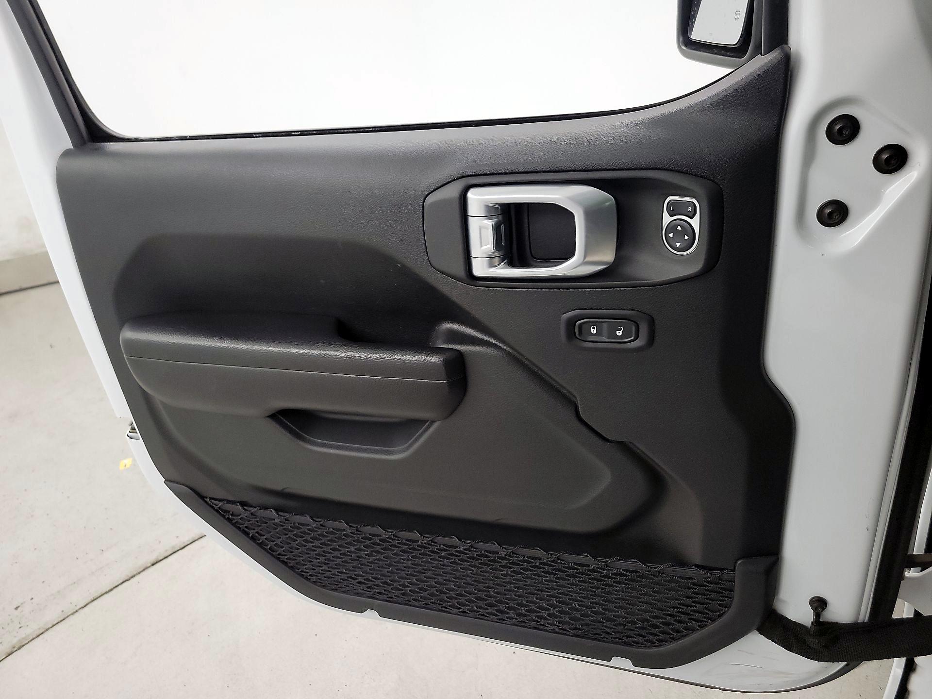 Thumbnail: 2021 Jeep Wrangler - 12