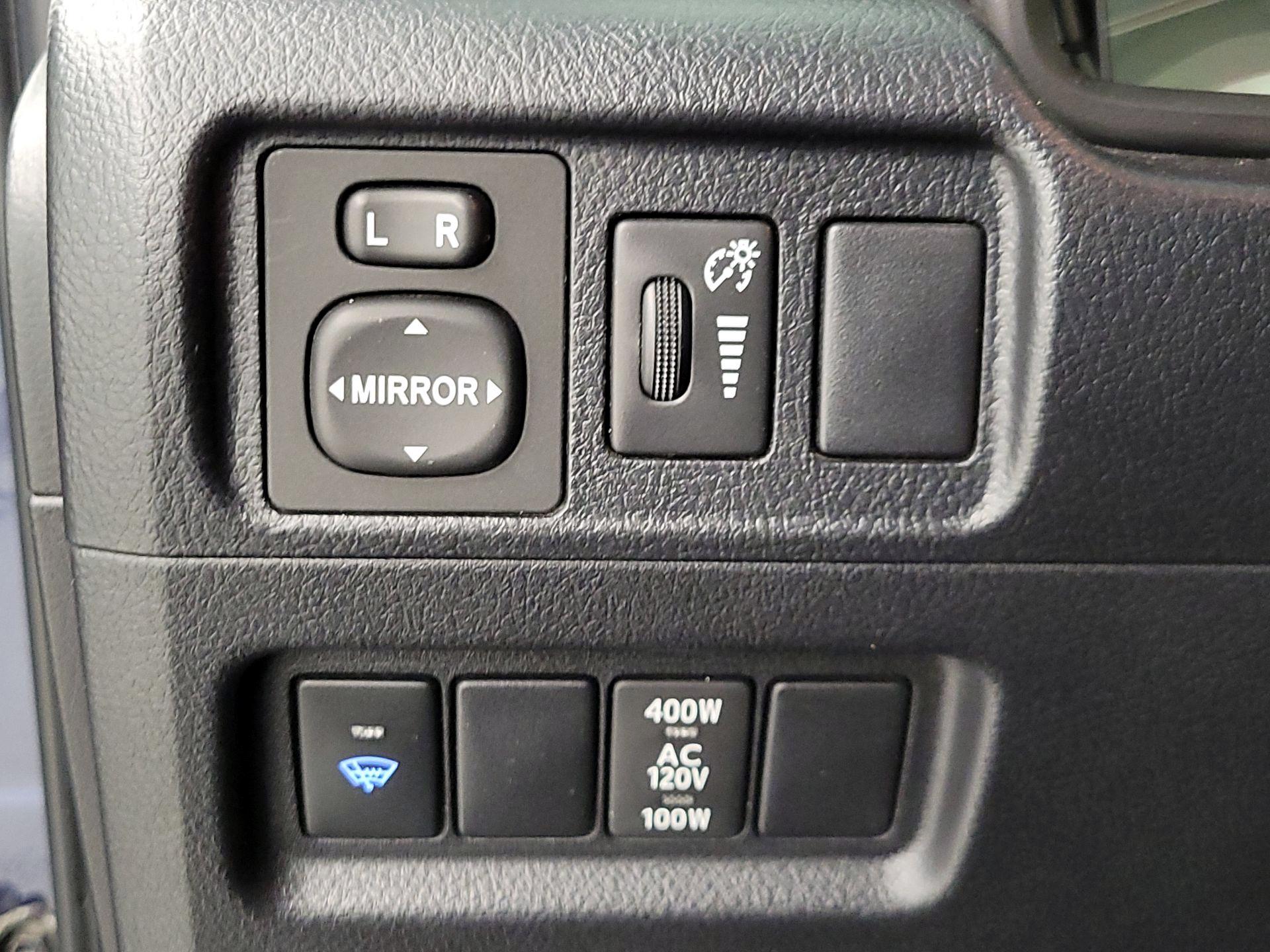 Thumbnail: 2019 Toyota 4Runner - 13