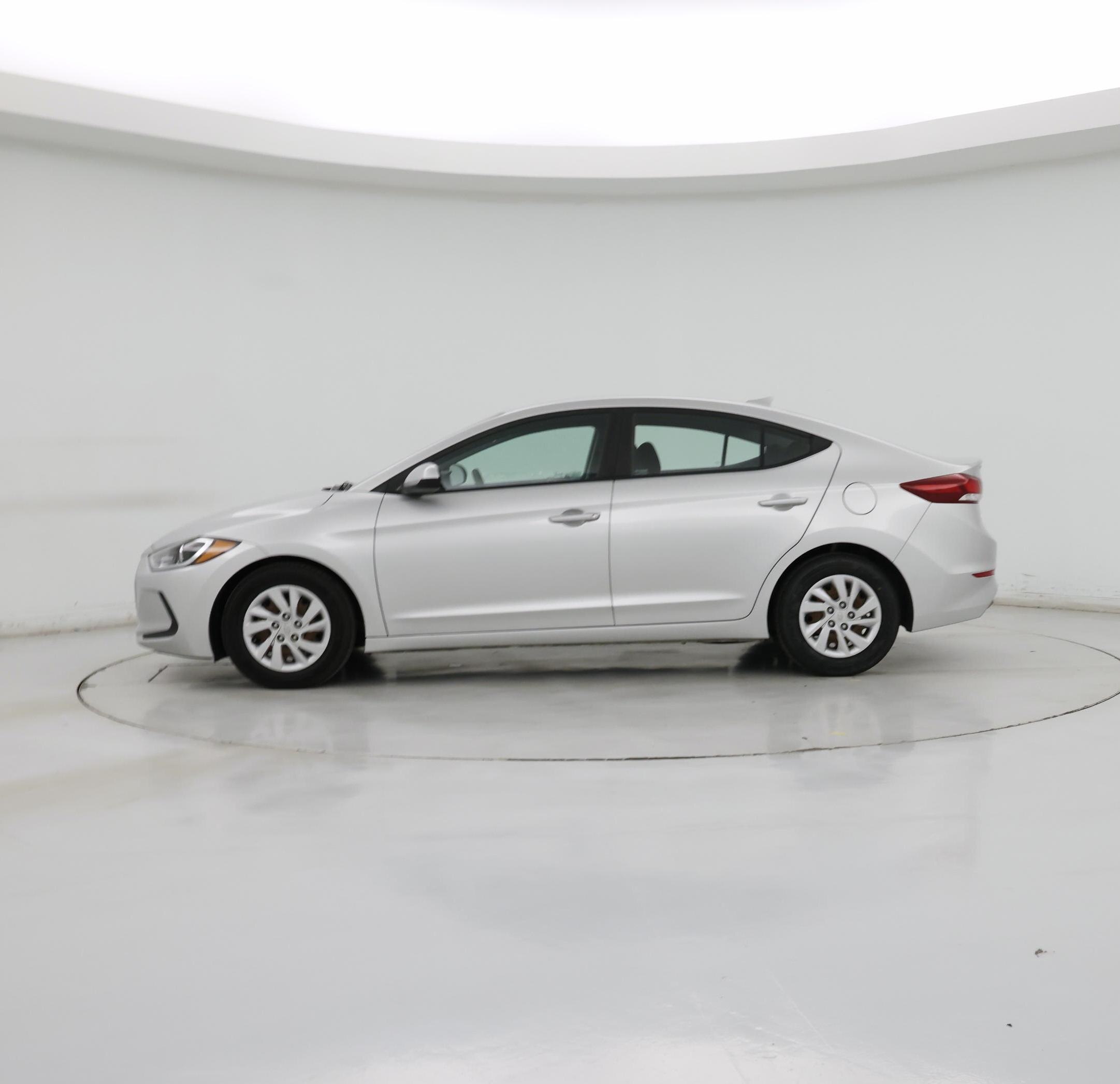 Thumbnail: 2018 Hyundai Elantra - 3