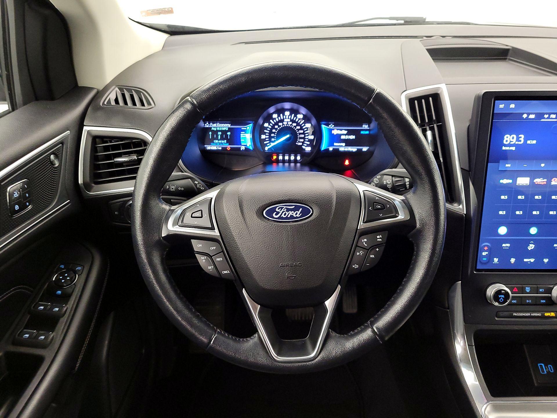 Thumbnail: 2022 Ford Edge - 10