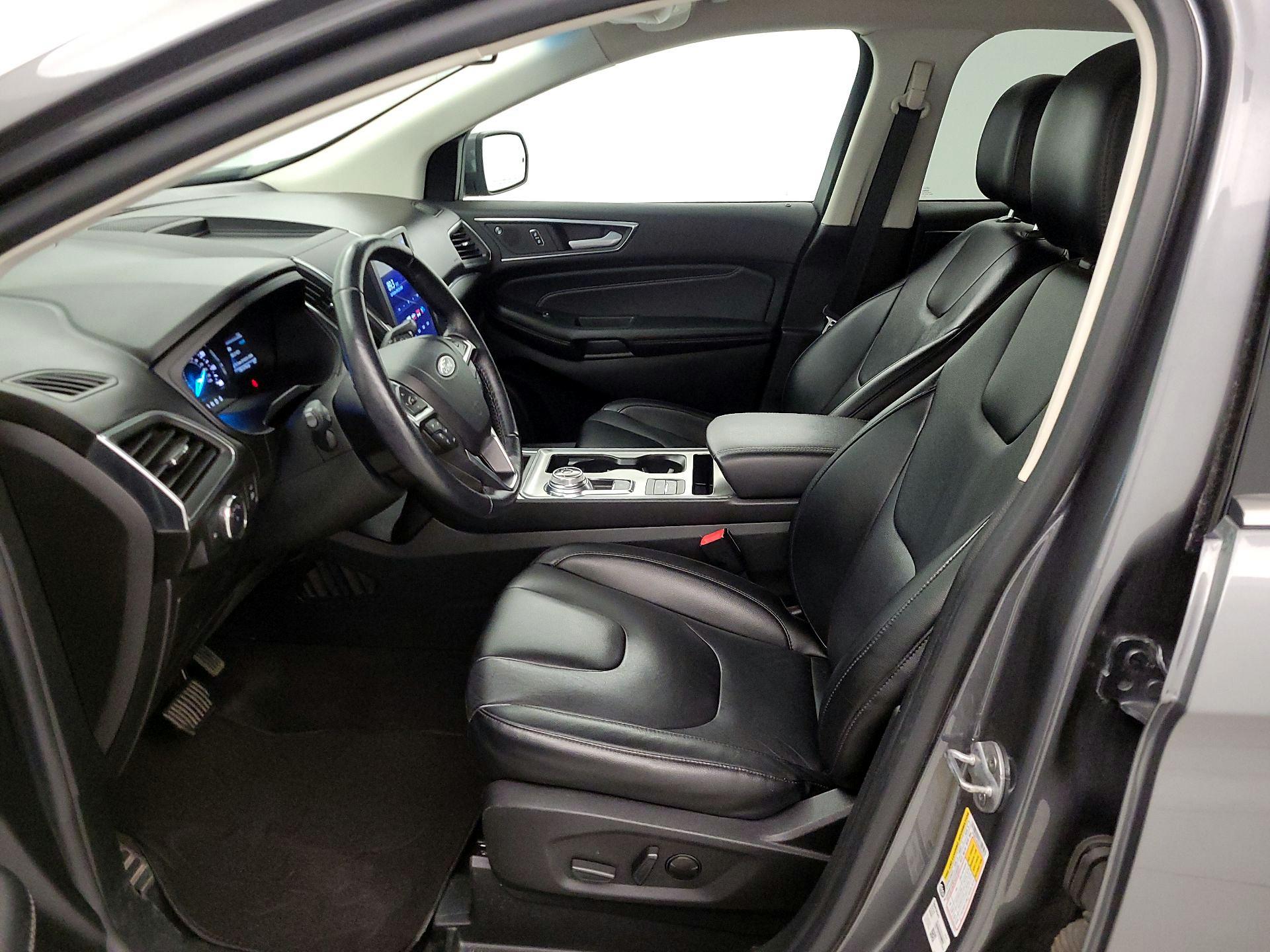 Thumbnail: 2022 Ford Edge - 11