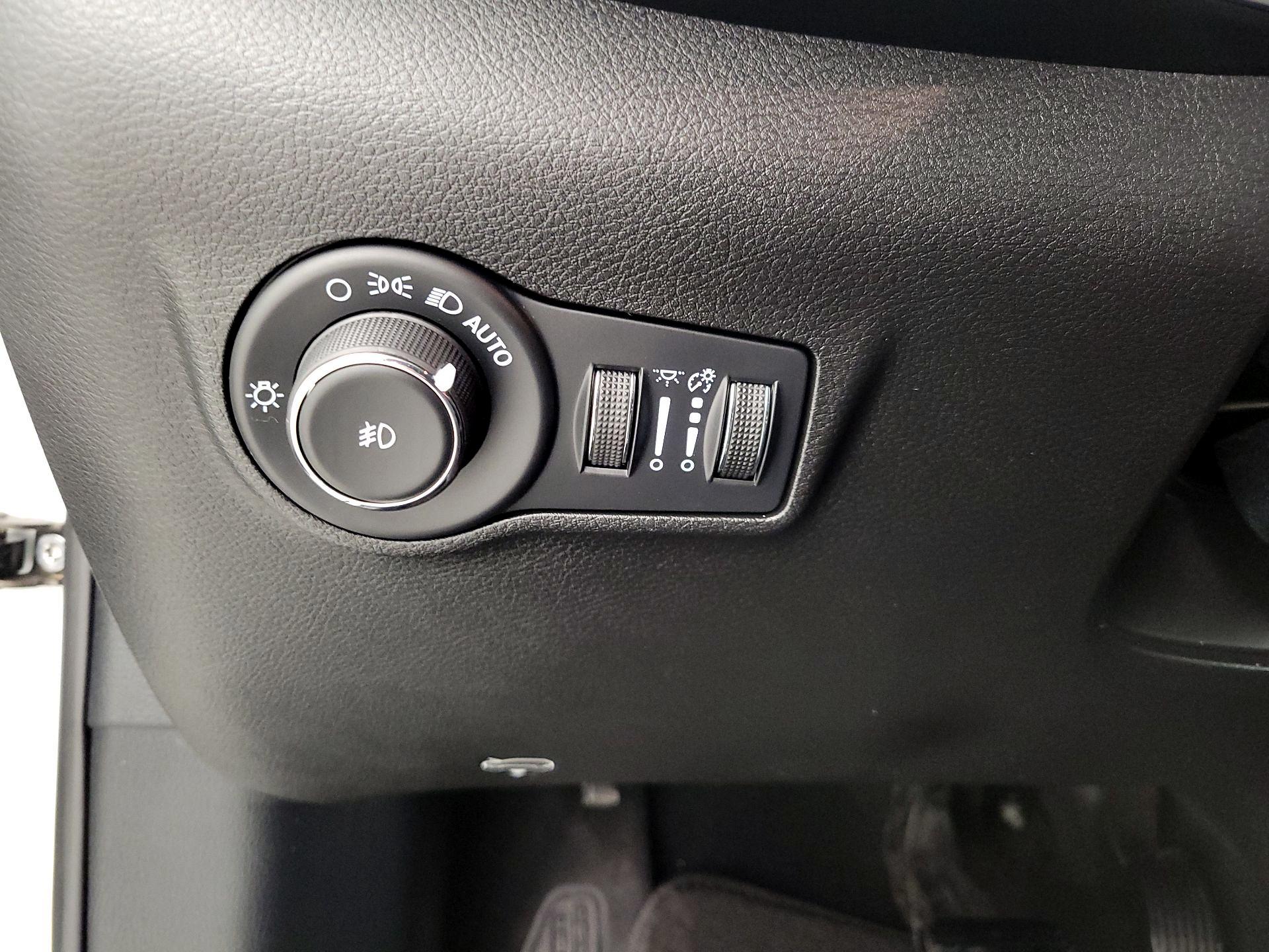 Thumbnail: 2024 Jeep Compass - 13