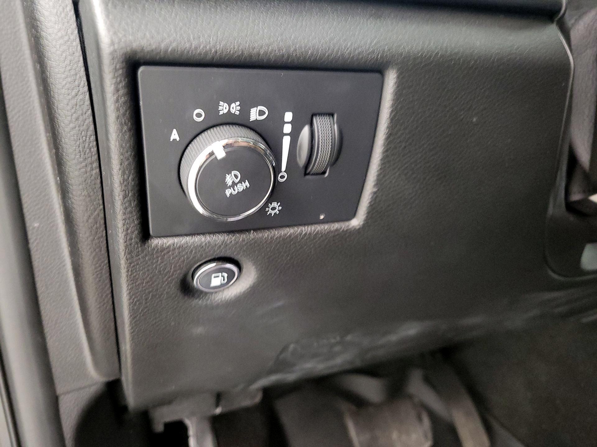 Thumbnail: 2022 Jeep Grand Cherokee - 13