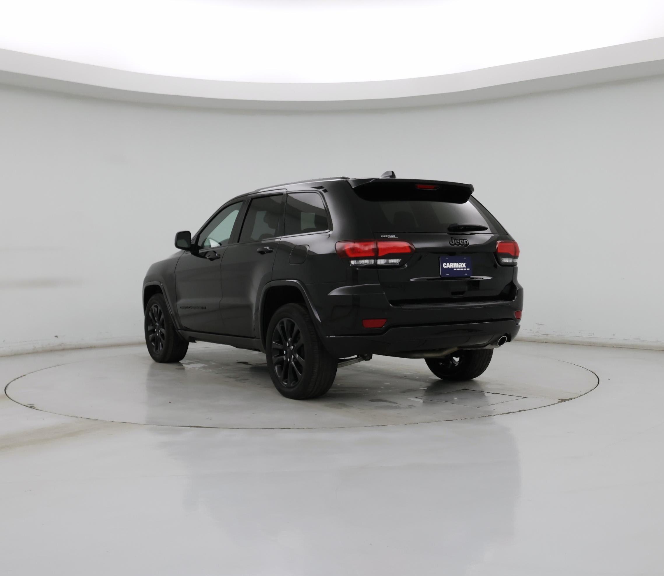 Thumbnail: 2022 Jeep Grand Cherokee - 2