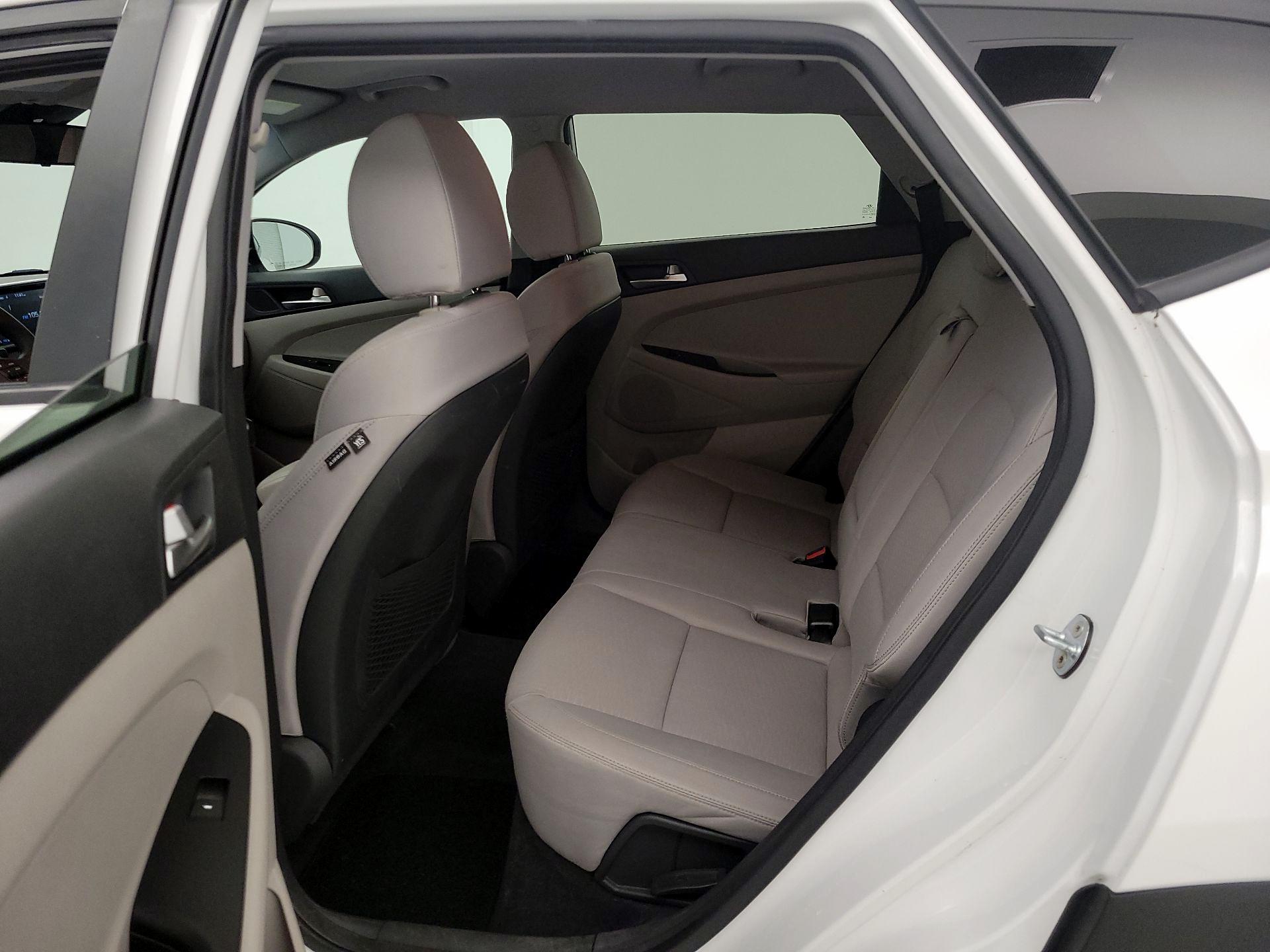 Thumbnail: 2019 Hyundai Tucson - 19