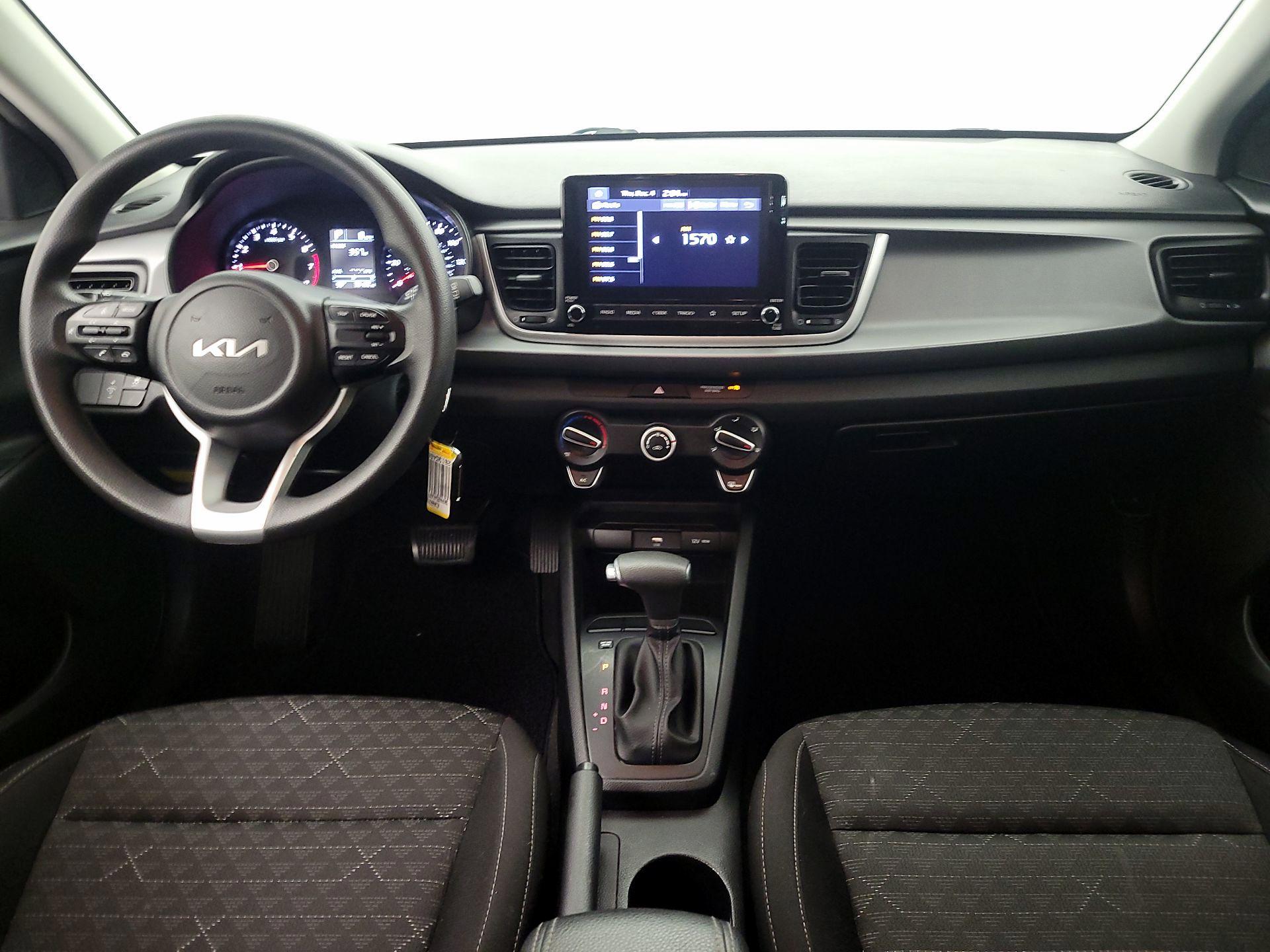 Thumbnail: 2023 Kia Rio - 9