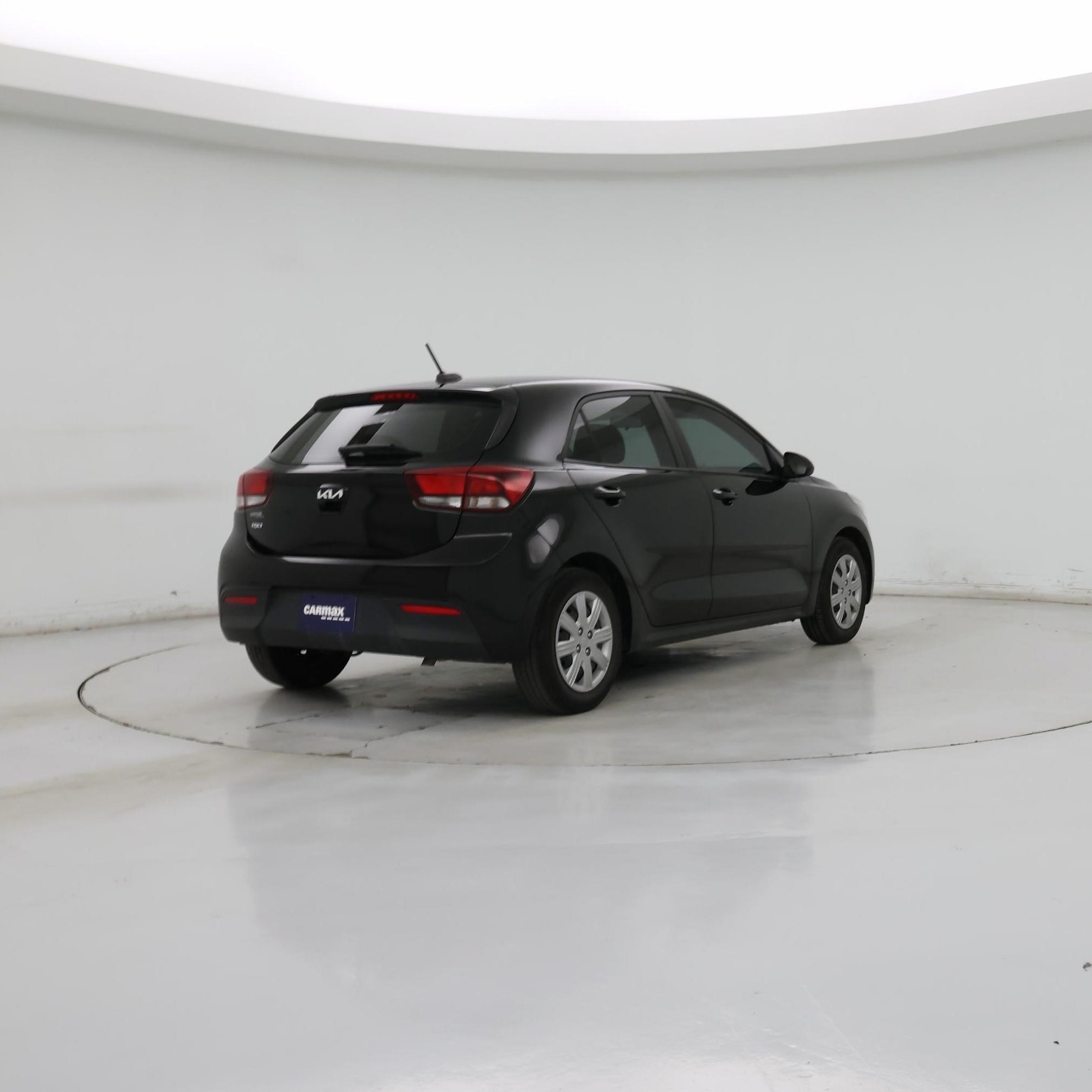 Thumbnail: 2023 Kia Rio - 8