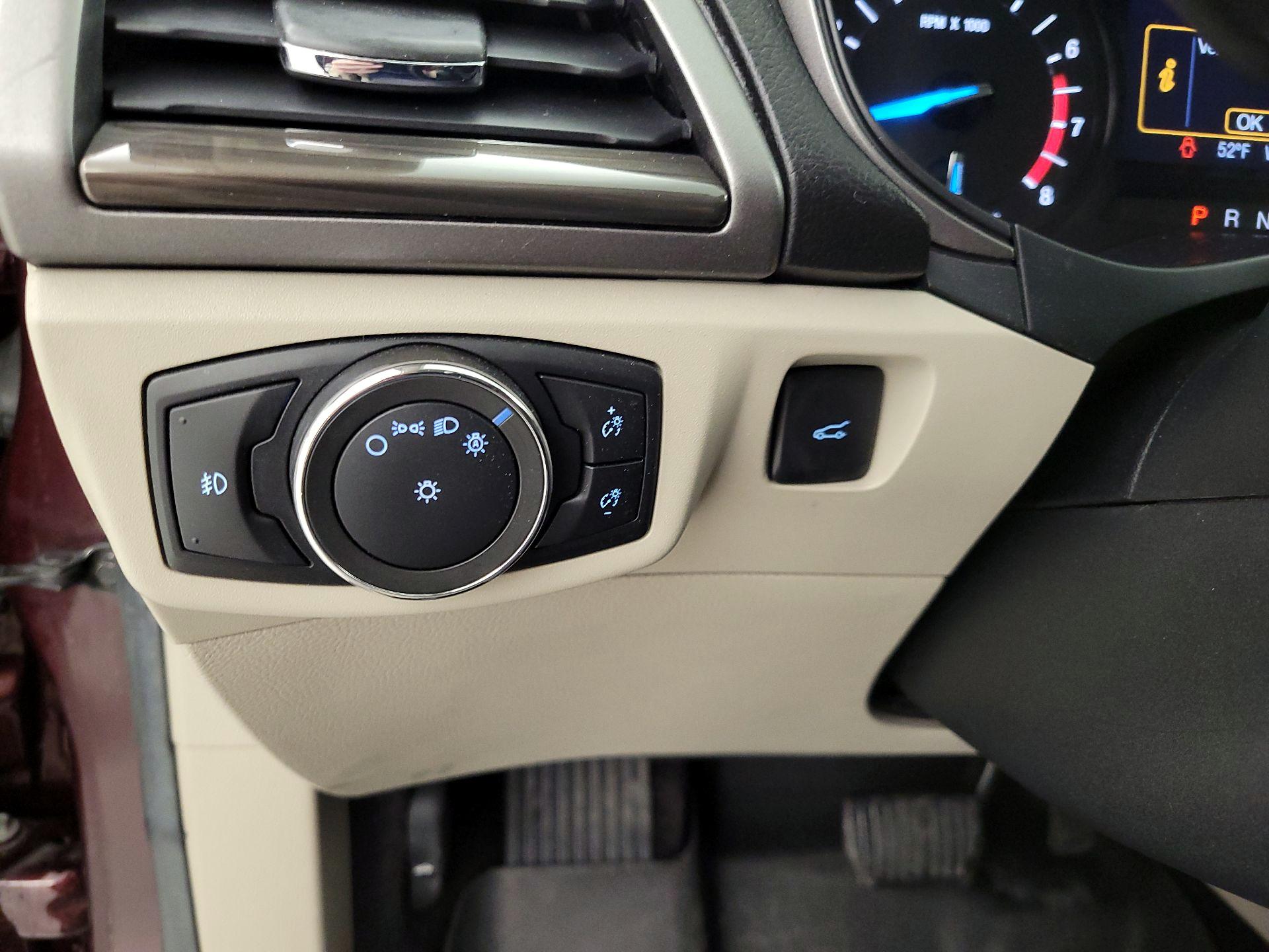 Thumbnail: 2017 Ford Fusion - 13