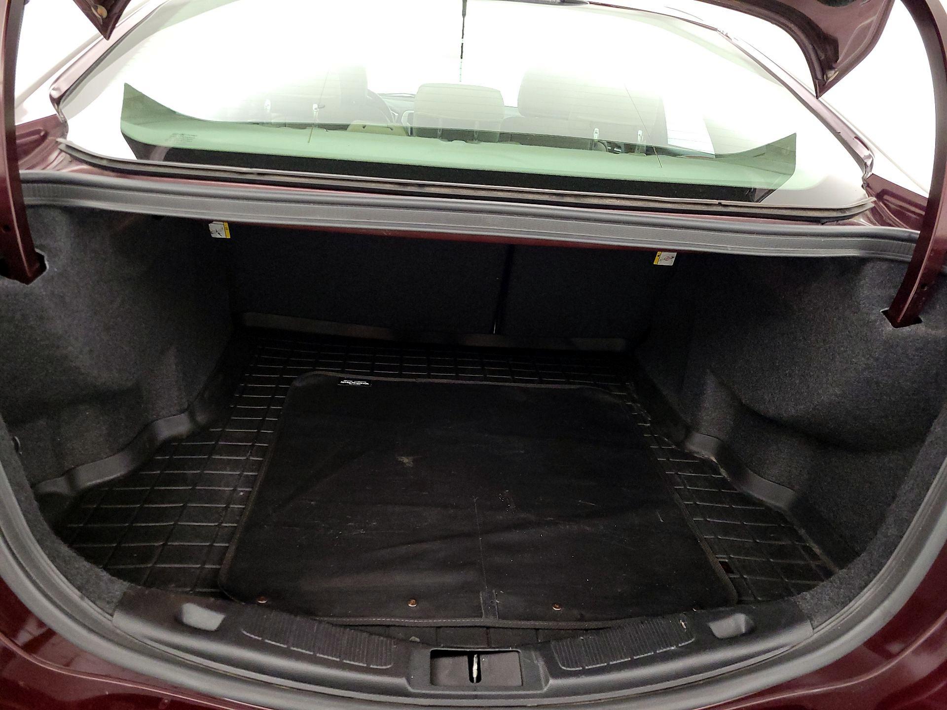 Thumbnail: 2017 Ford Fusion - 20