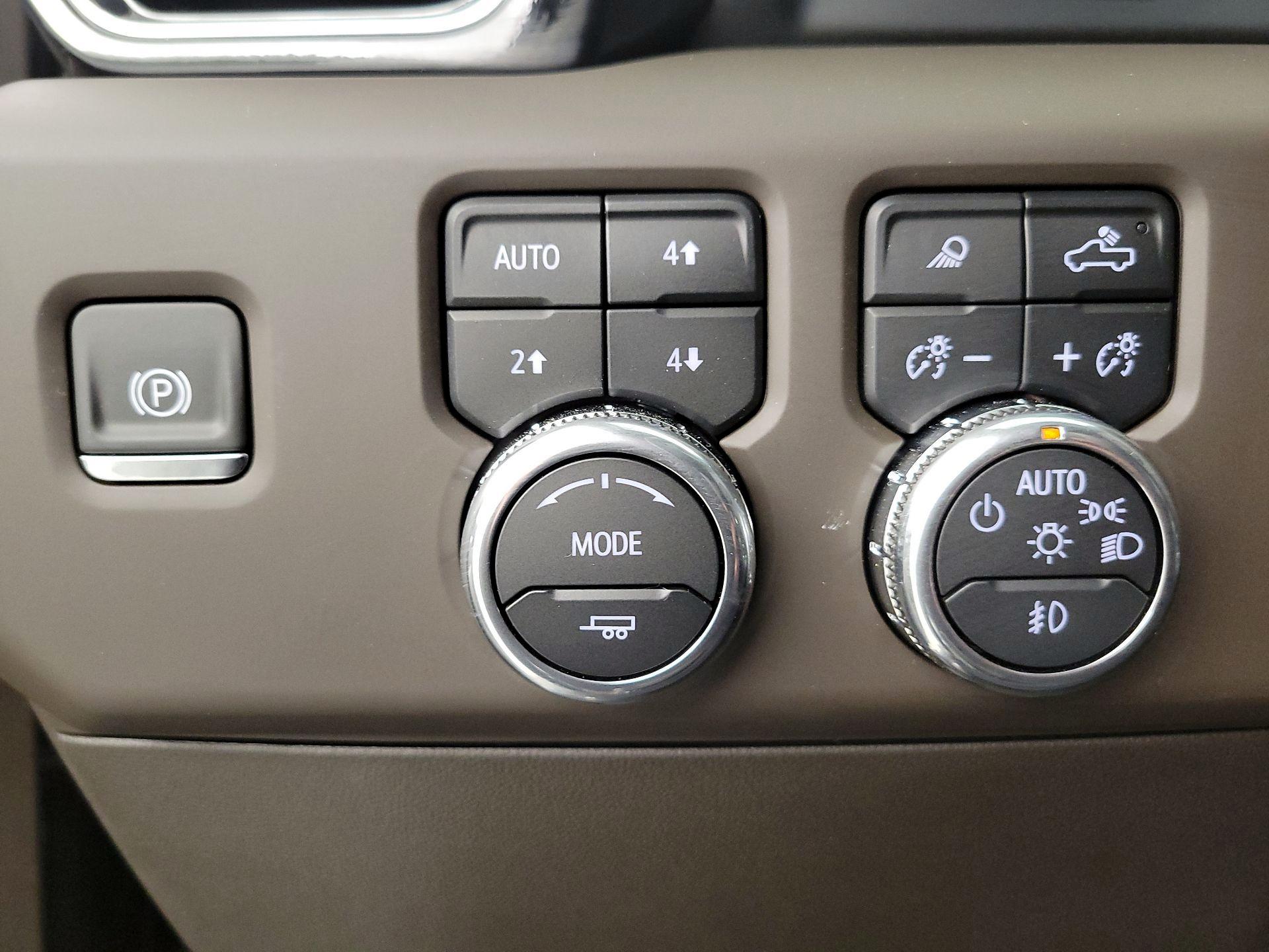 Thumbnail: 2025 GMC Sierra 1500 - 13