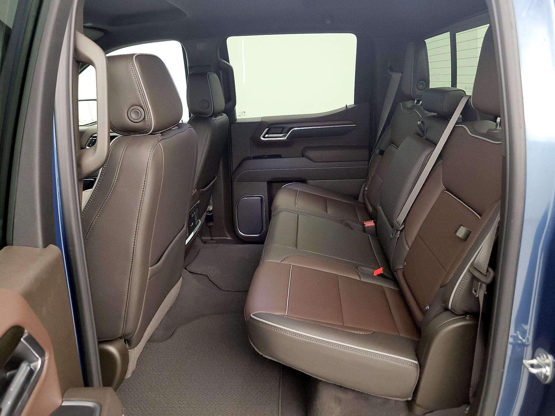 Thumbnail: 2025 GMC Sierra 1500 - 18