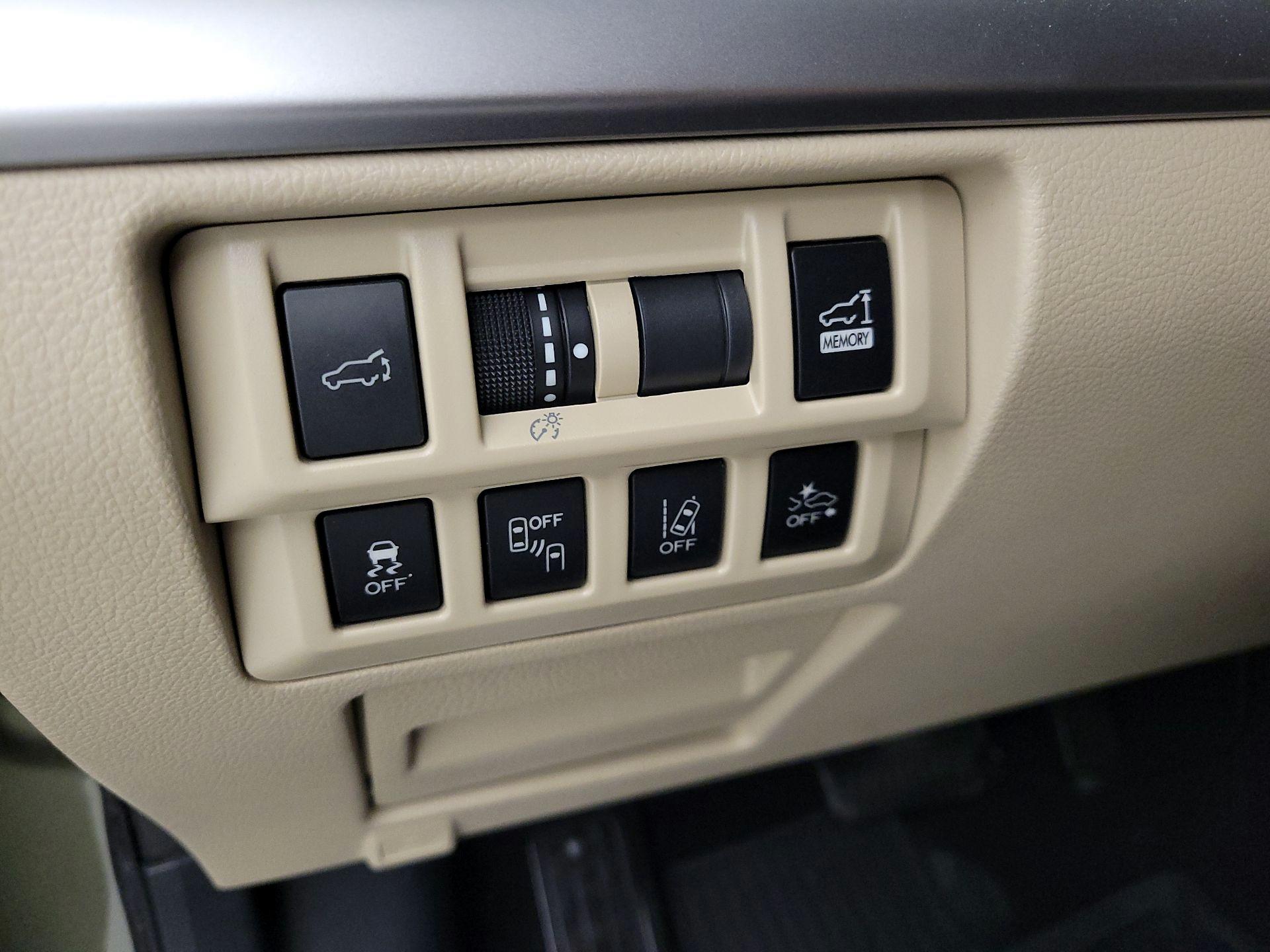 Thumbnail: 2019 Subaru Outback - 13