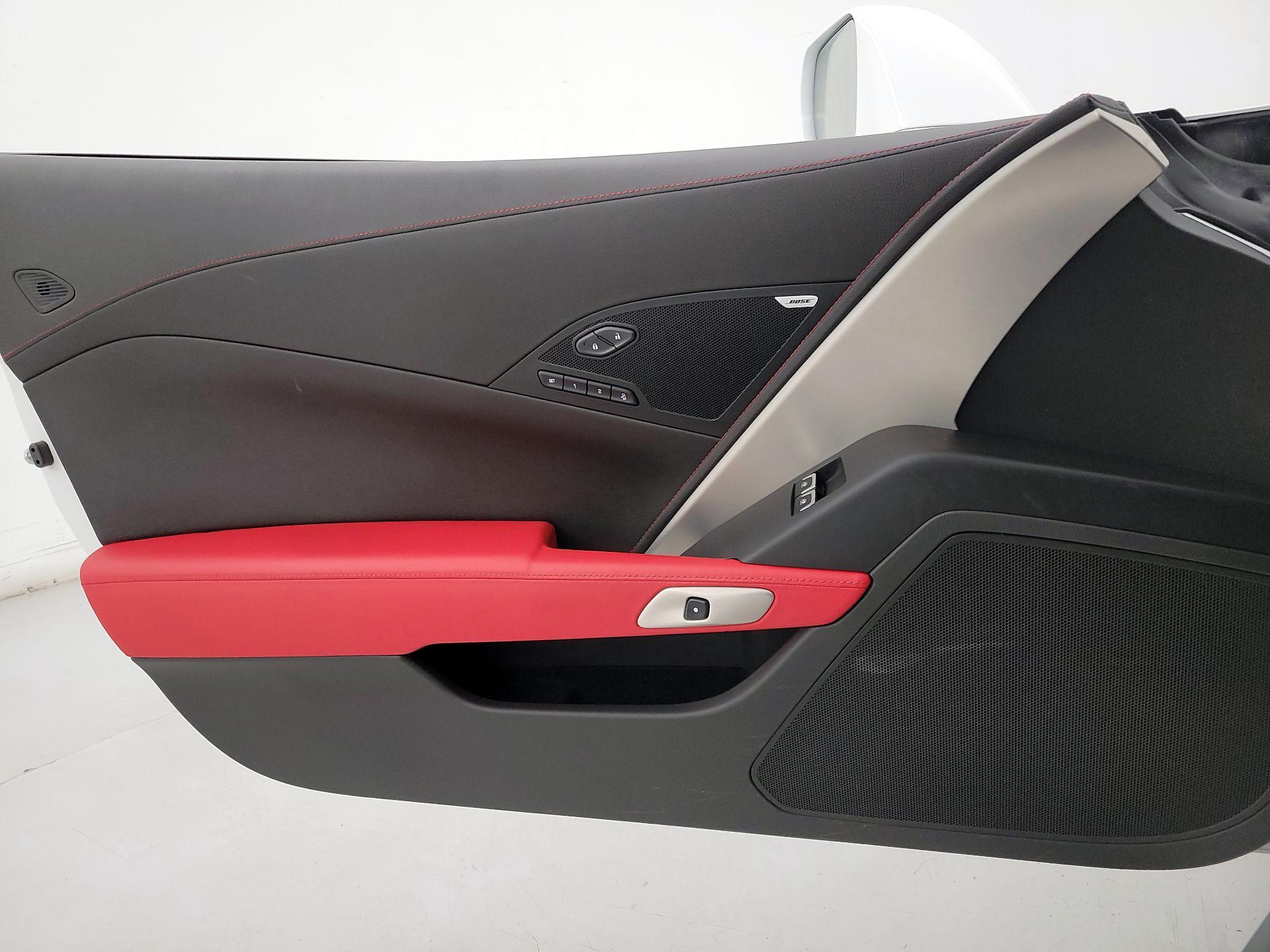 Thumbnail: 2015 Chevrolet Corvette - 12