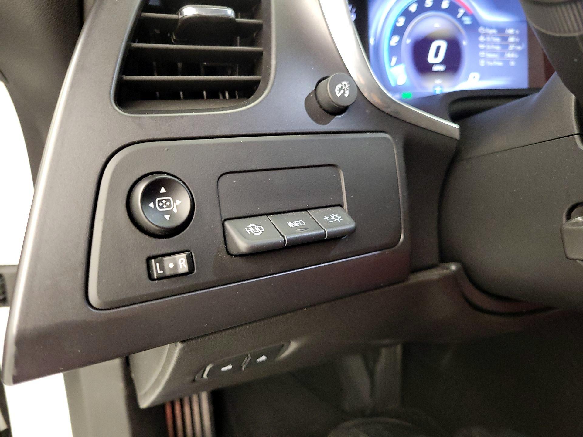 Thumbnail: 2015 Chevrolet Corvette - 13