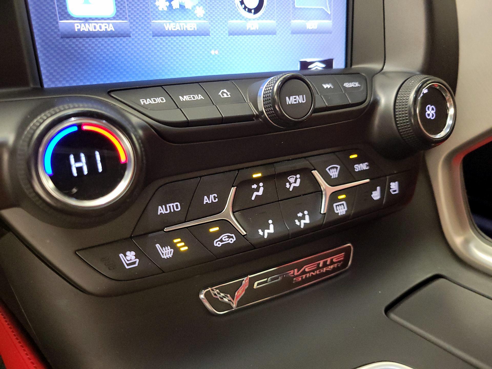 Thumbnail: 2015 Chevrolet Corvette - 17