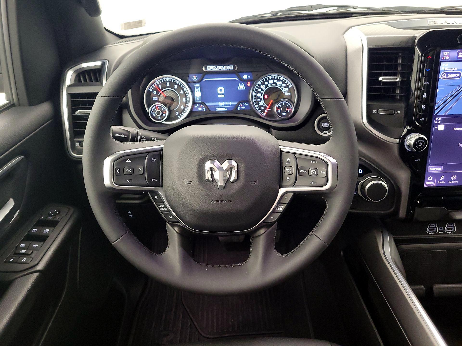 Thumbnail: 2025 RAM 1500 - 10