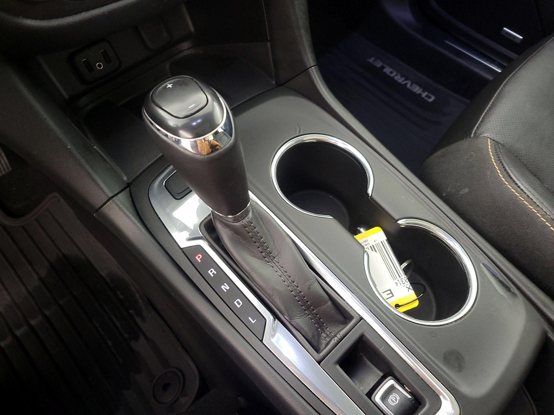 Thumbnail: 2018 Chevrolet Equinox - 18