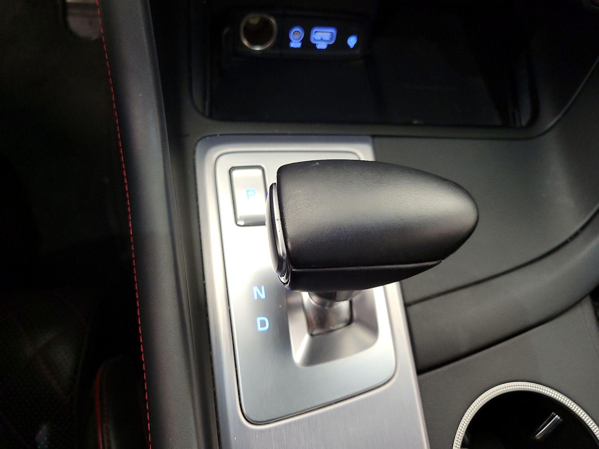 Thumbnail: 2019 Genesis G70 - 18