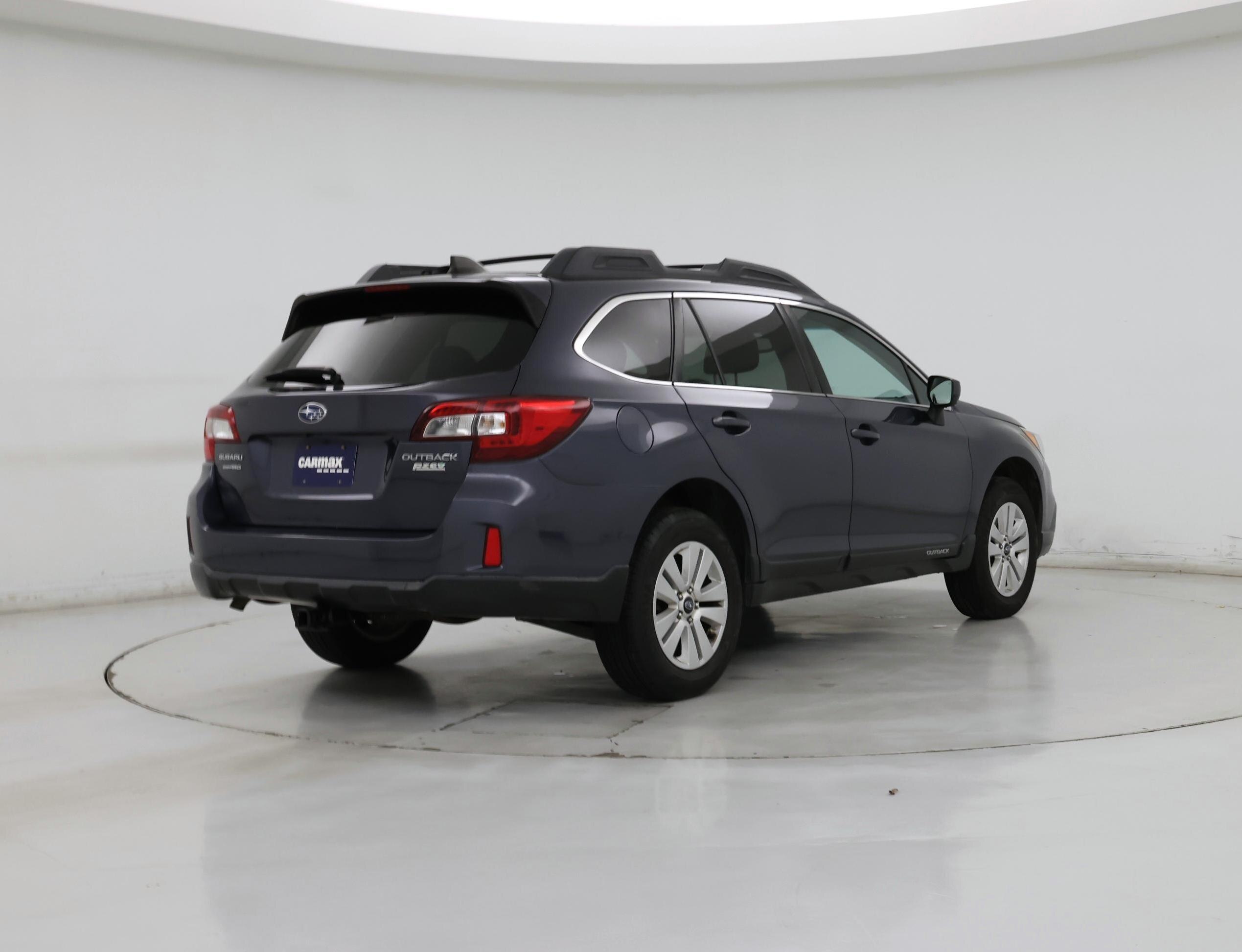 Thumbnail: 2017 Subaru Outback - 8