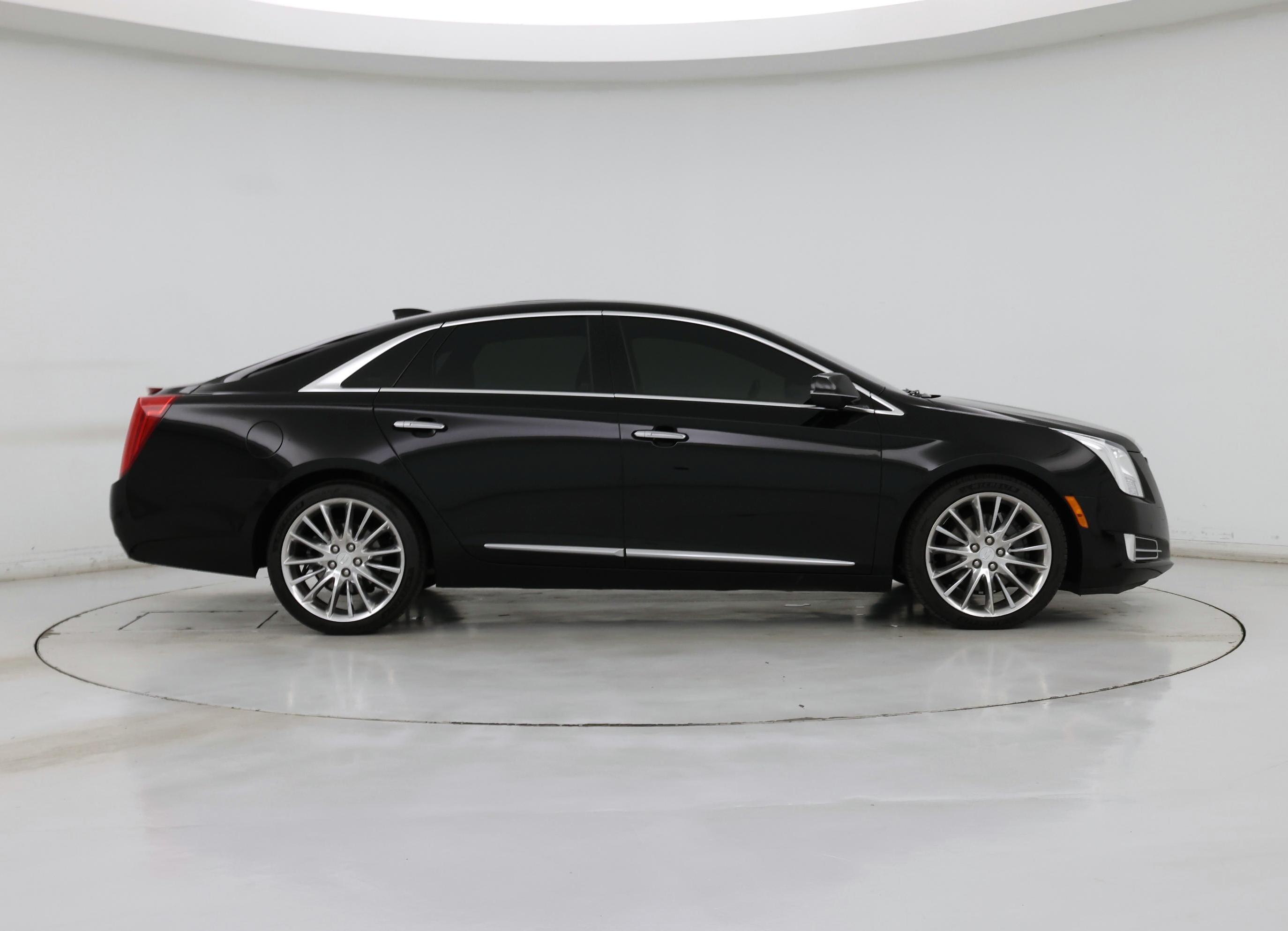 Thumbnail: 2016 Cadillac XTS - 7