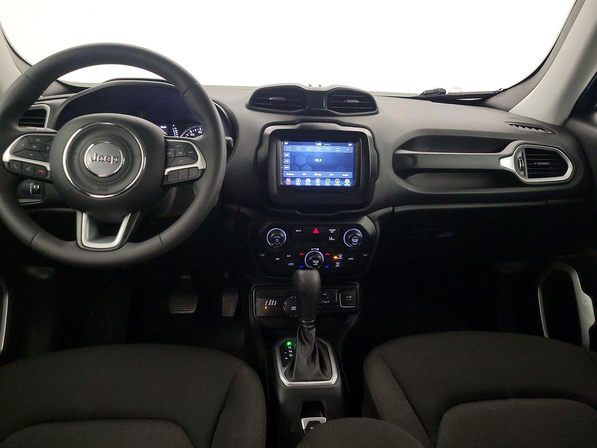 Thumbnail: 2021 Jeep Renegade - 9