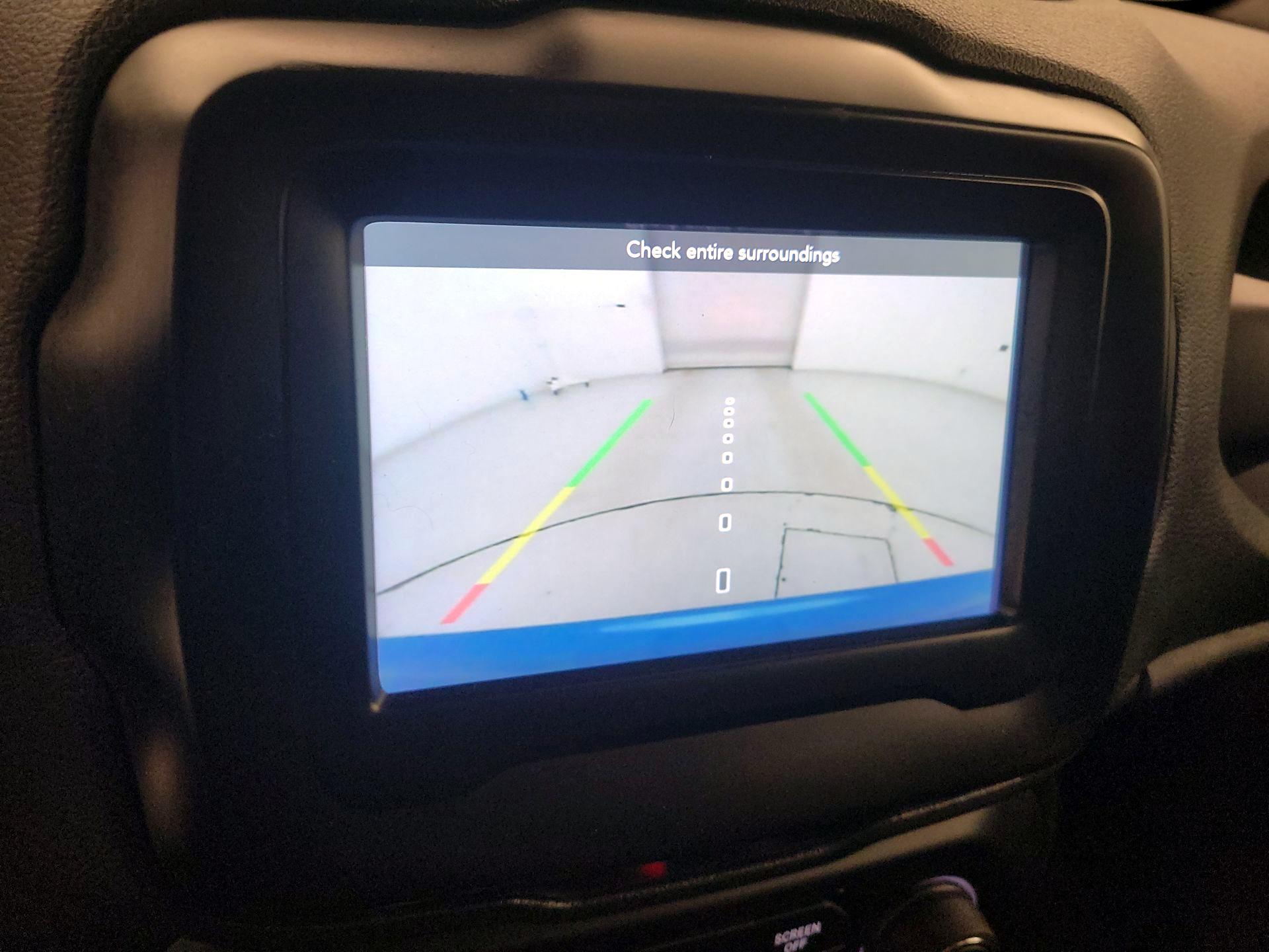 Thumbnail: 2021 Jeep Renegade - 14