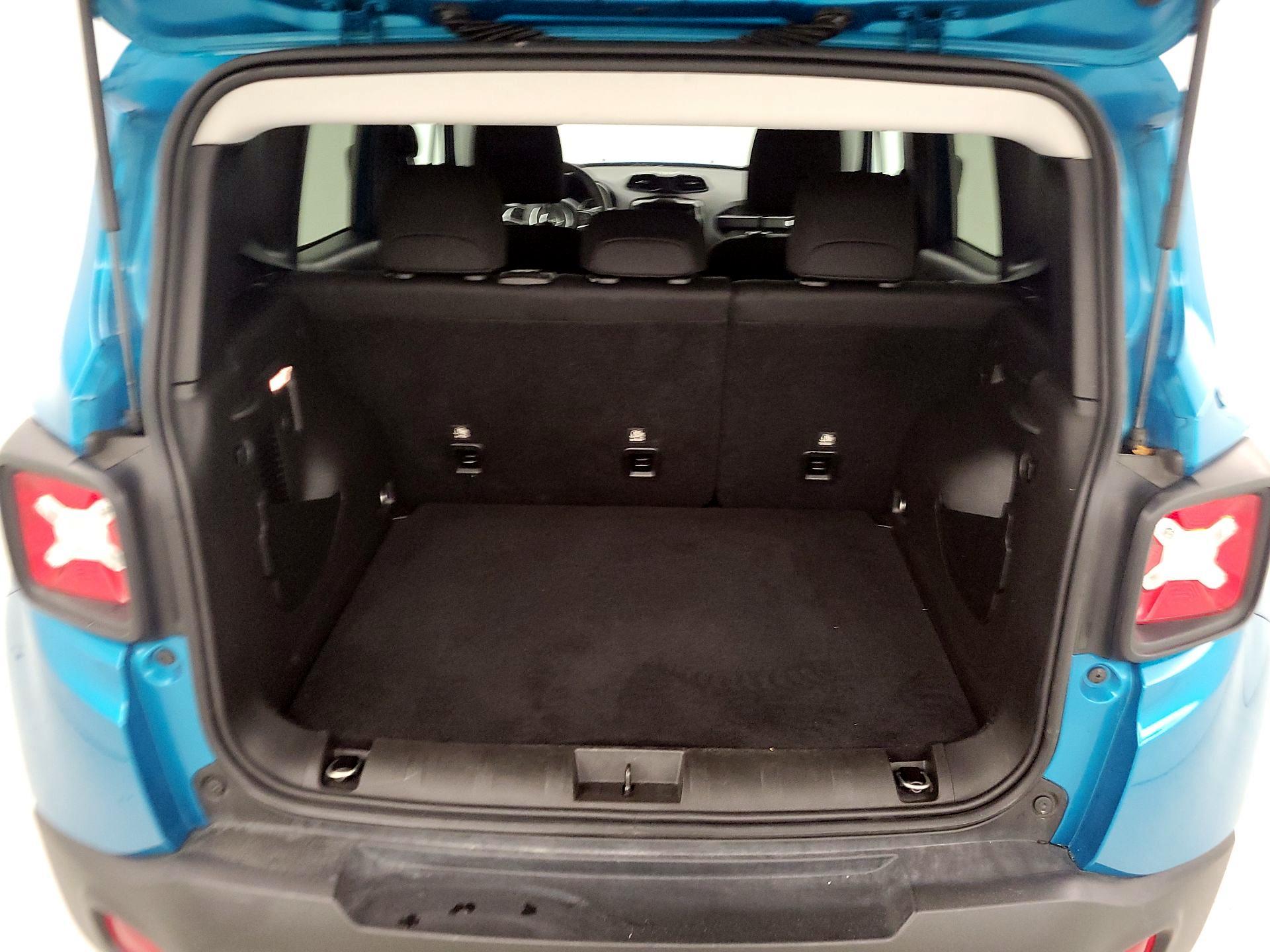 Thumbnail: 2021 Jeep Renegade - 20