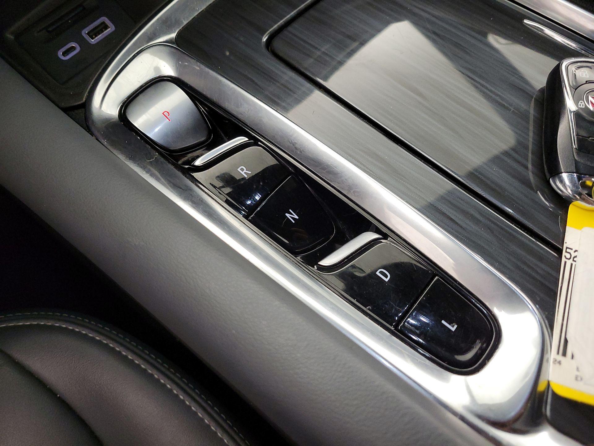 Thumbnail: 2024 Buick Enclave - 16