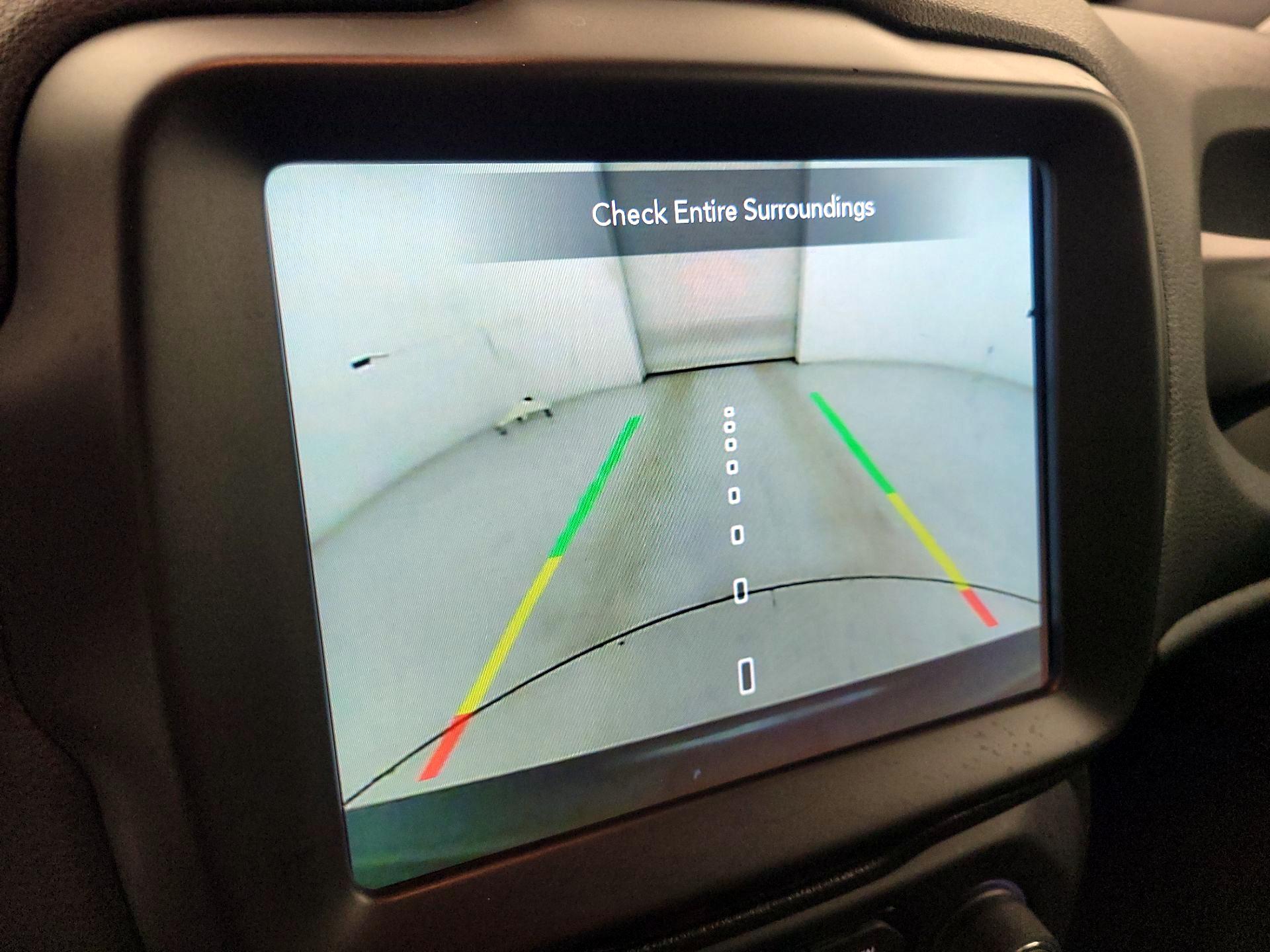 Thumbnail: 2021 Jeep Renegade - 15