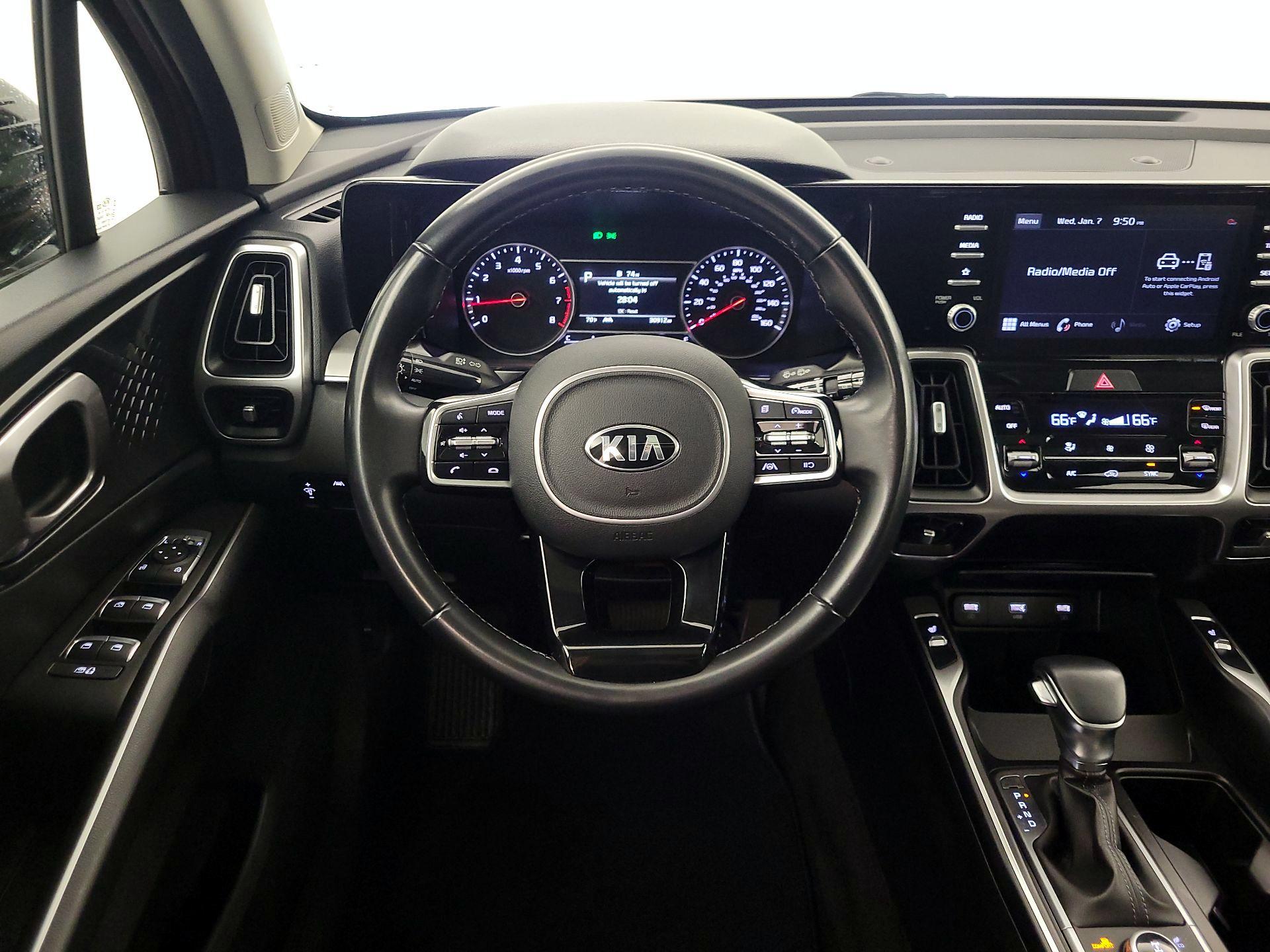 Thumbnail: 2021 Kia Sorento - 10