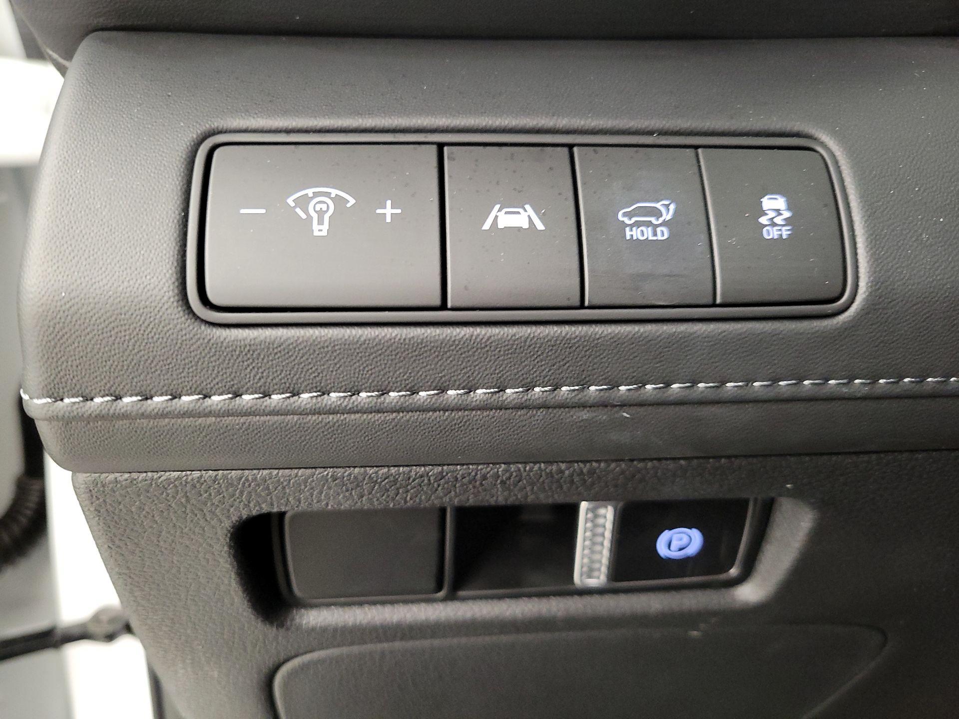 Thumbnail: 2023 Hyundai Santa Fe - 13