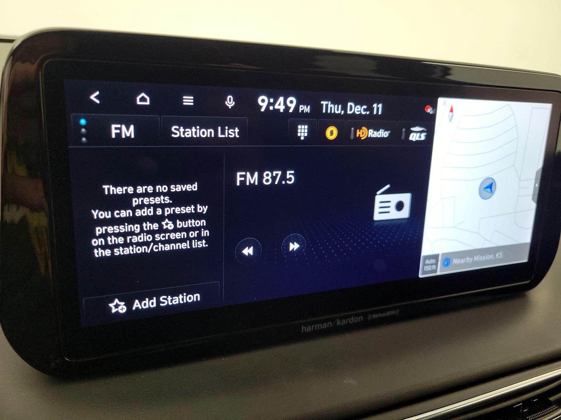 Thumbnail: 2023 Hyundai Santa Fe - 16