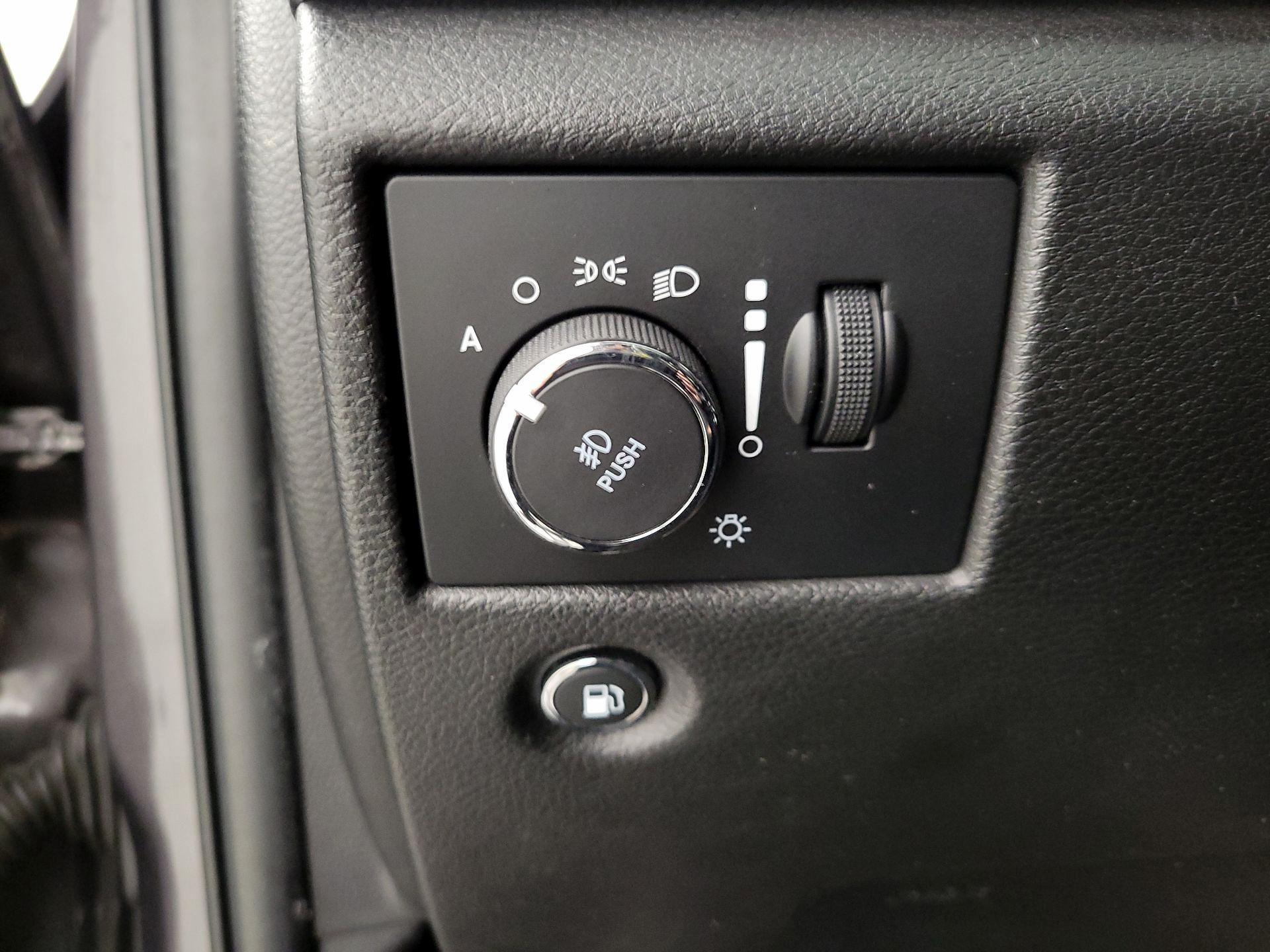 Thumbnail: 2021 Jeep Grand Cherokee - 13