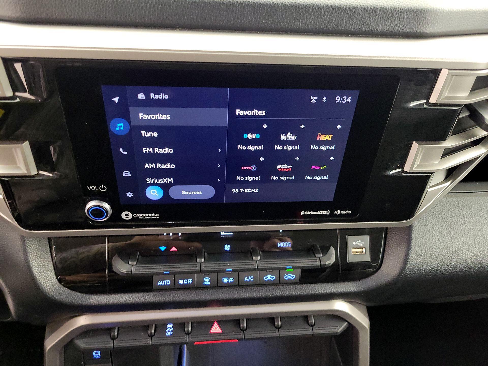 Thumbnail: 2023 Toyota Tundra - 15