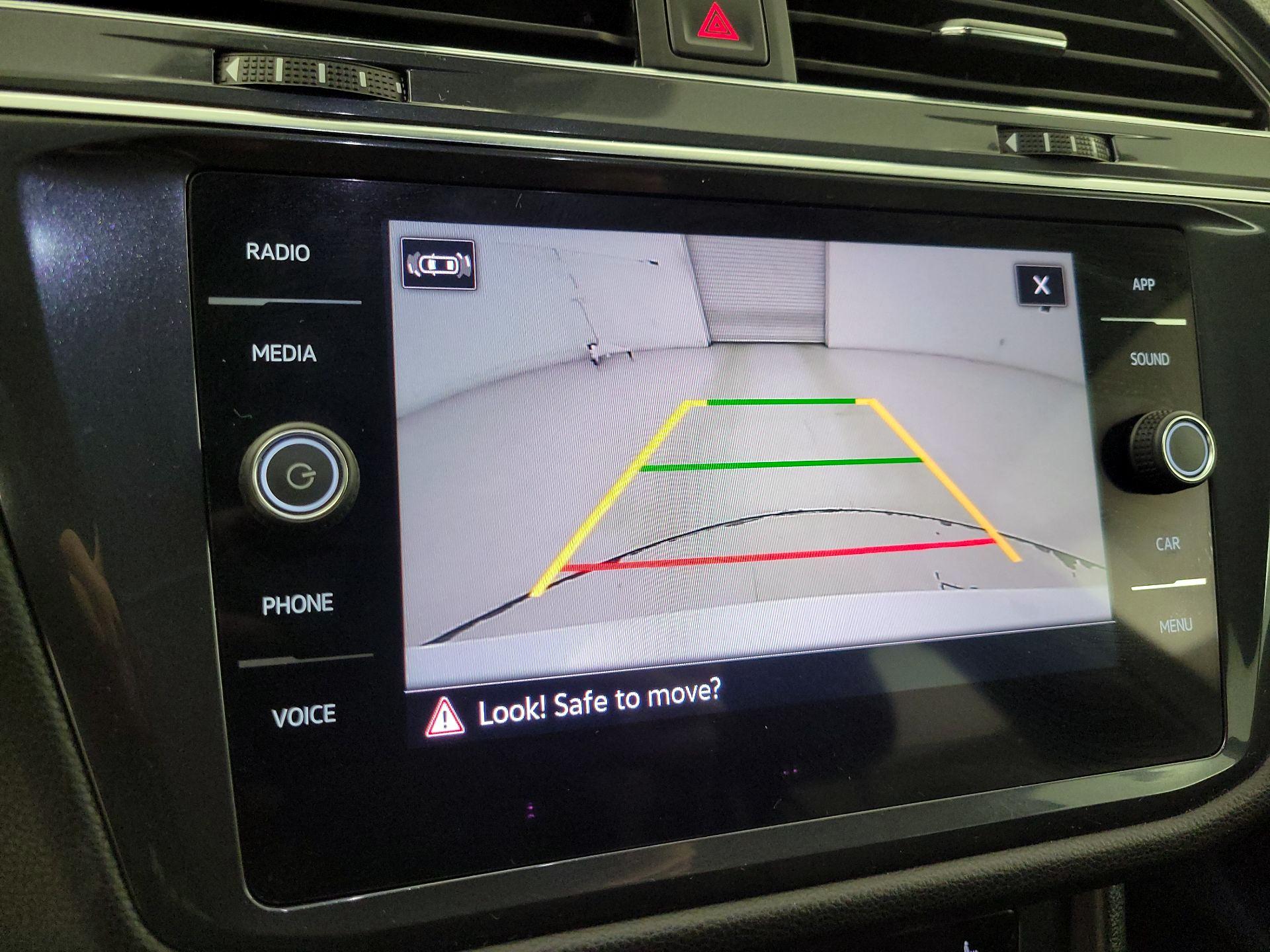 Thumbnail: 2024 Volkswagen Tiguan - 14