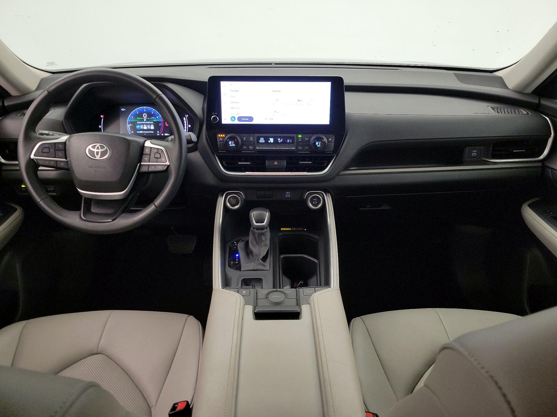 Thumbnail: 2025 Toyota Grand Highlander - 9