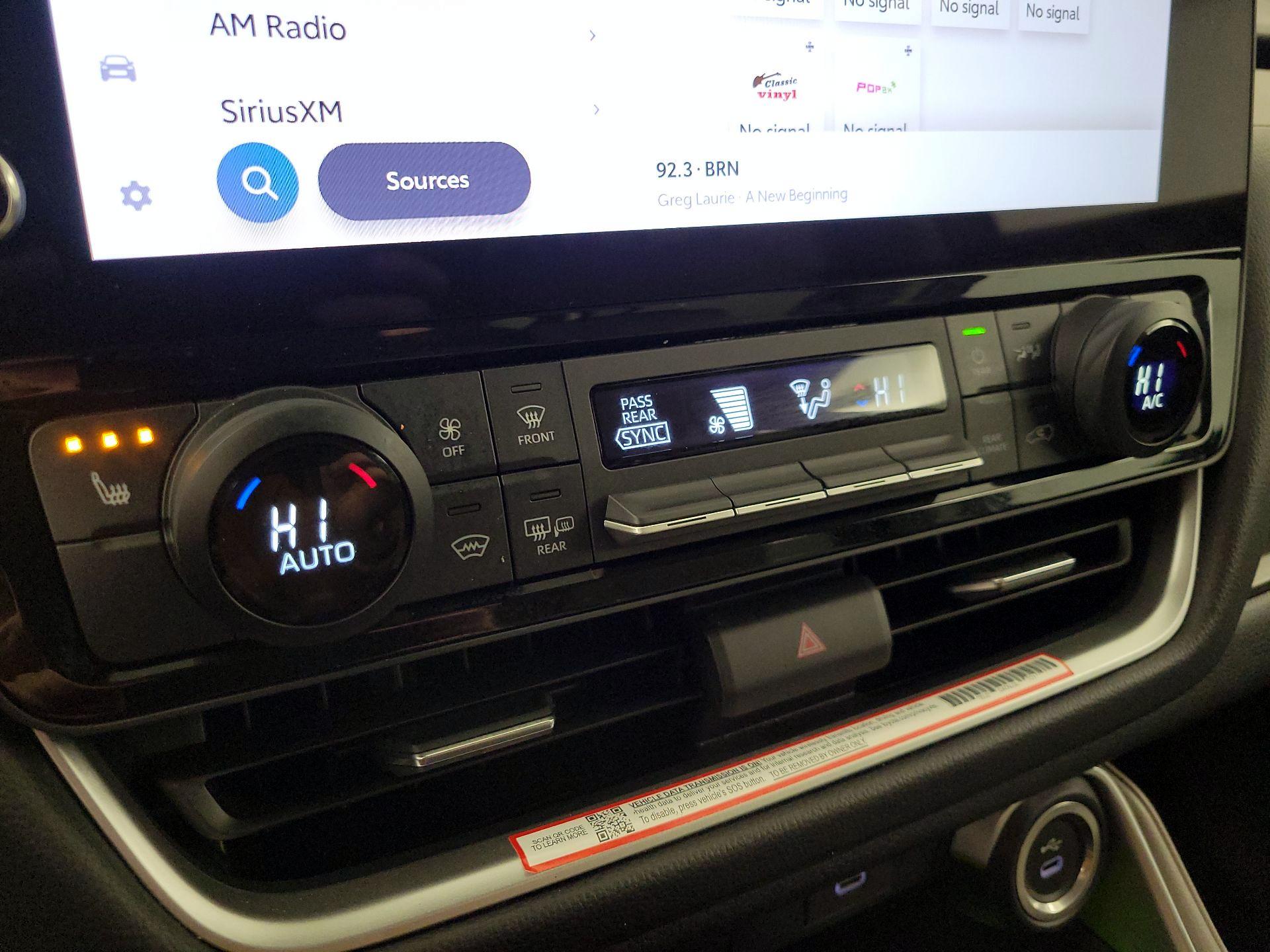 Thumbnail: 2025 Toyota Grand Highlander - 16