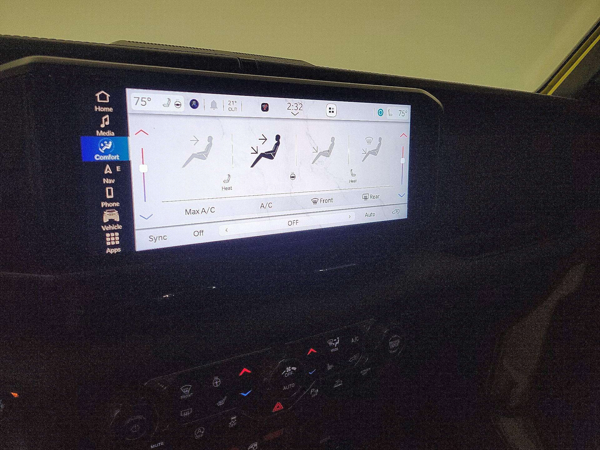 Thumbnail: 2024 Jeep Wrangler - 17