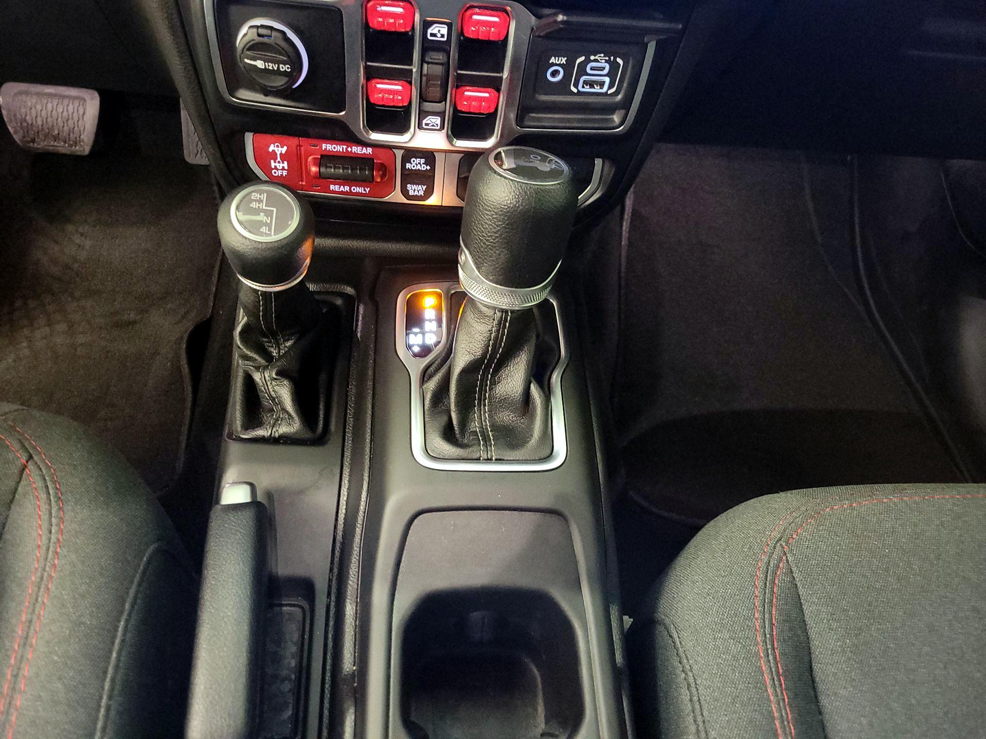 Thumbnail: 2024 Jeep Wrangler - 18