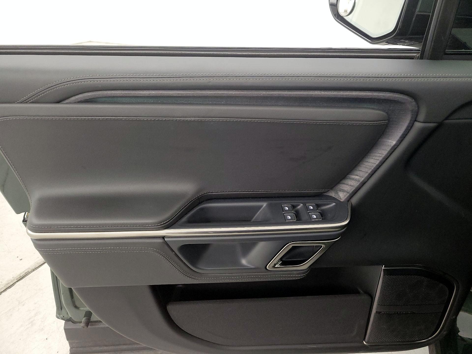 Thumbnail: 2023 Rivian R1T - 12